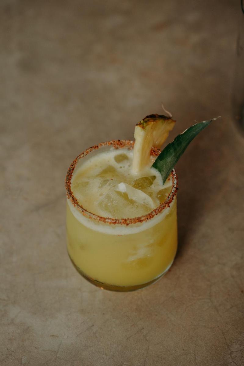 bar
