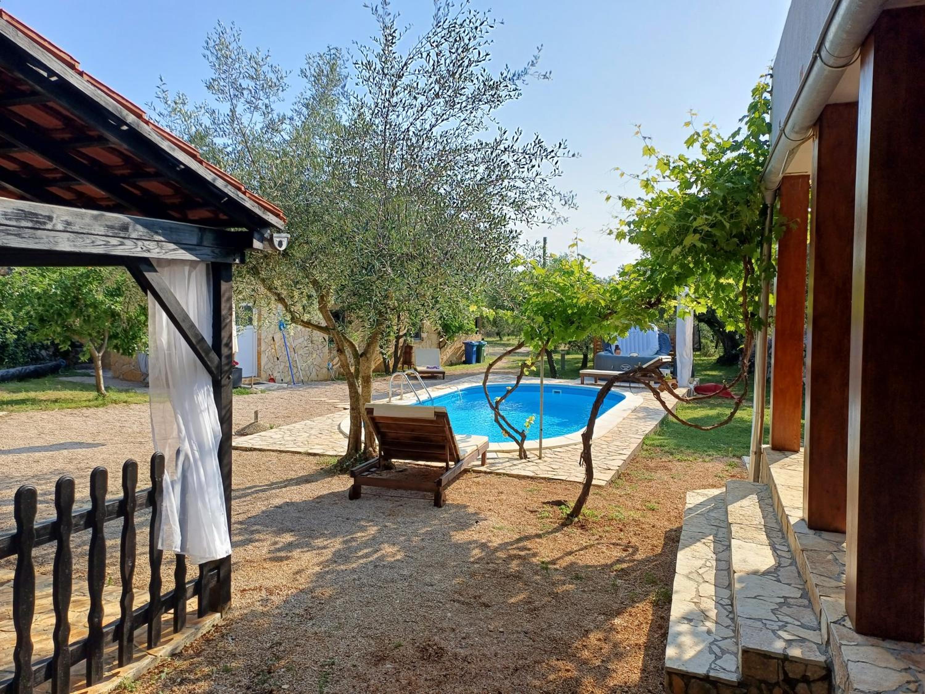 Holiday House Pulina view 5