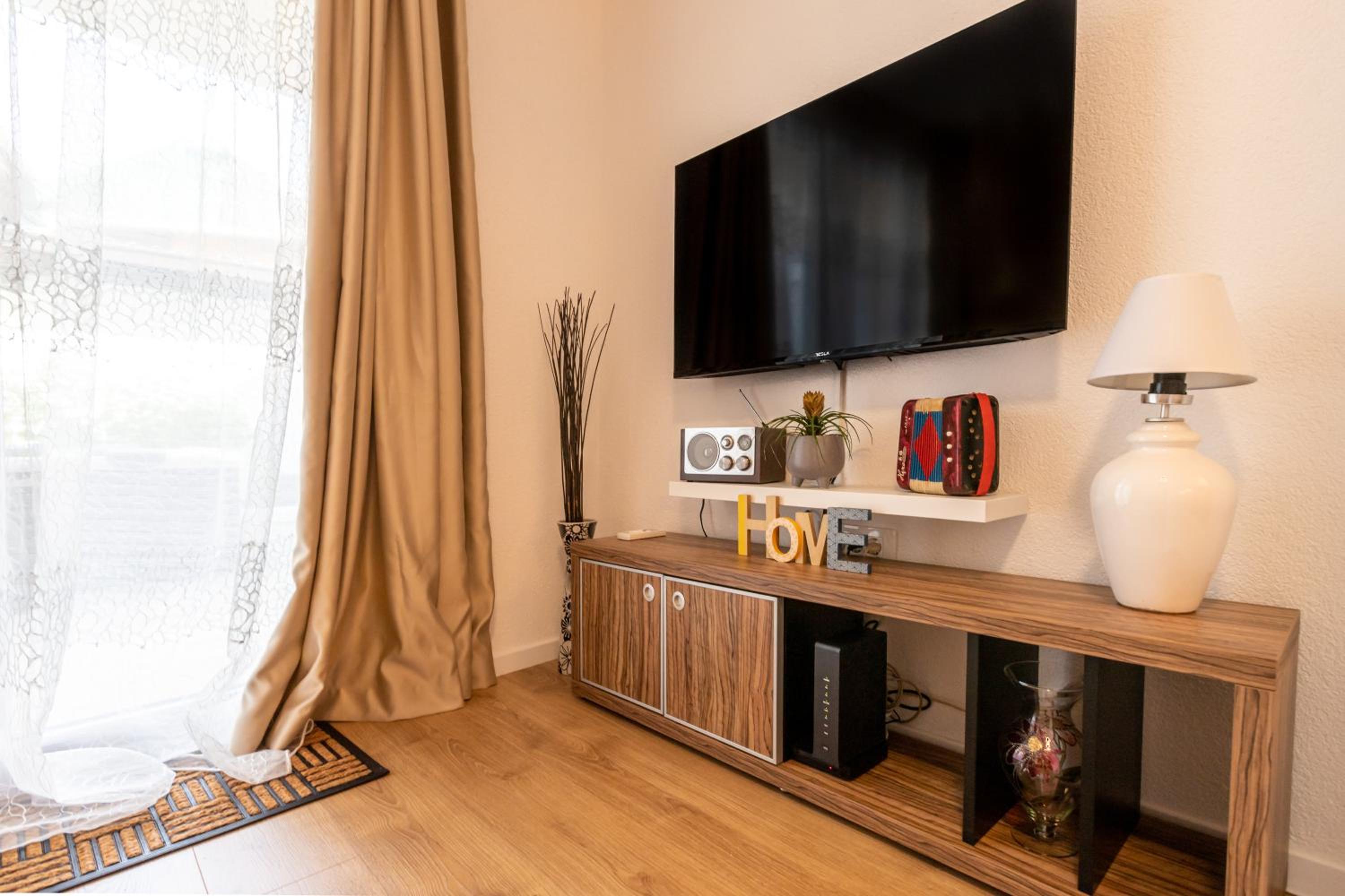 Self Check-in Apartment with Jacuzzi Mostar