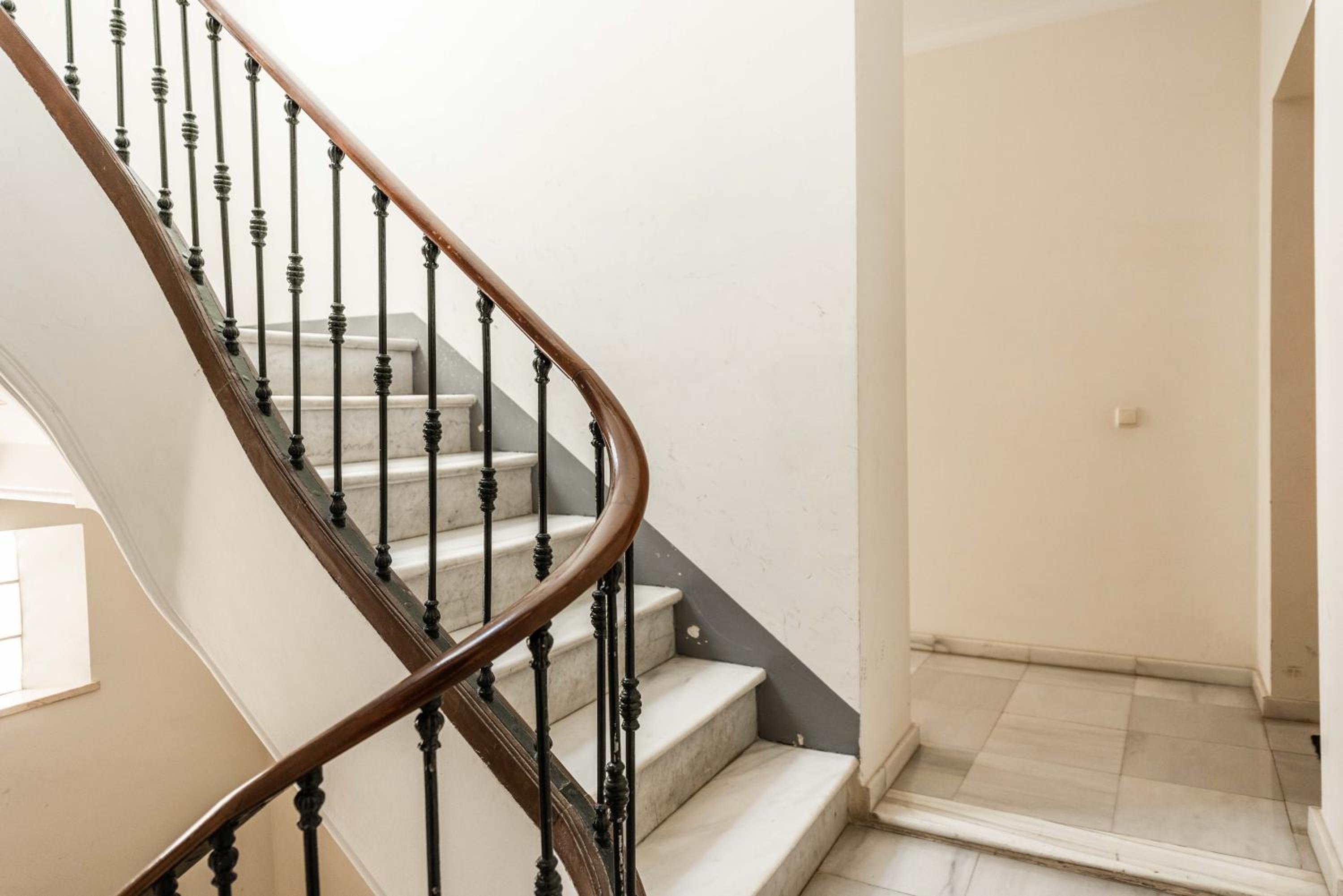 UrbanChicMalaga Historic Malaga with Quiet Patio