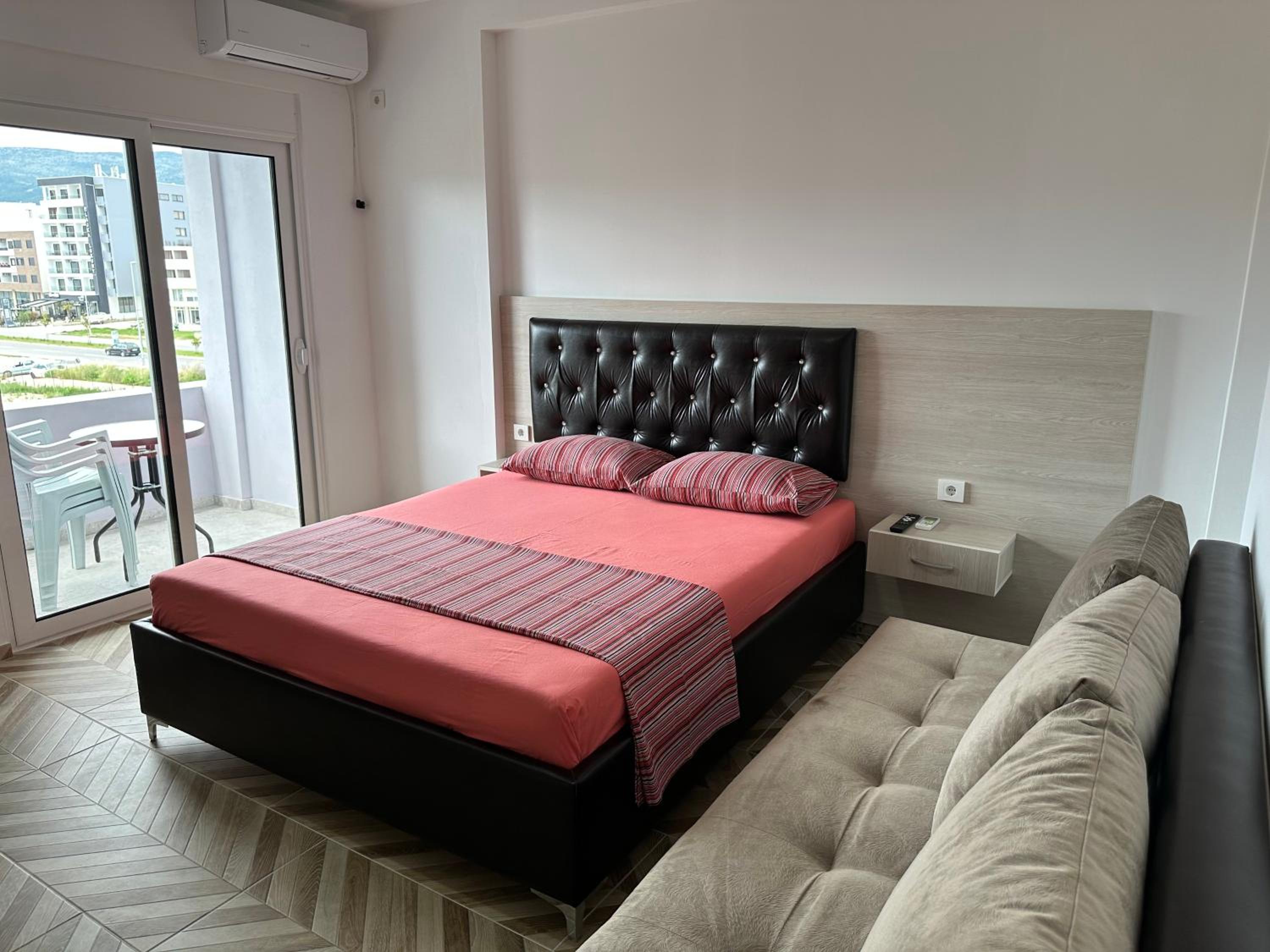 Apartments Flamida view 3