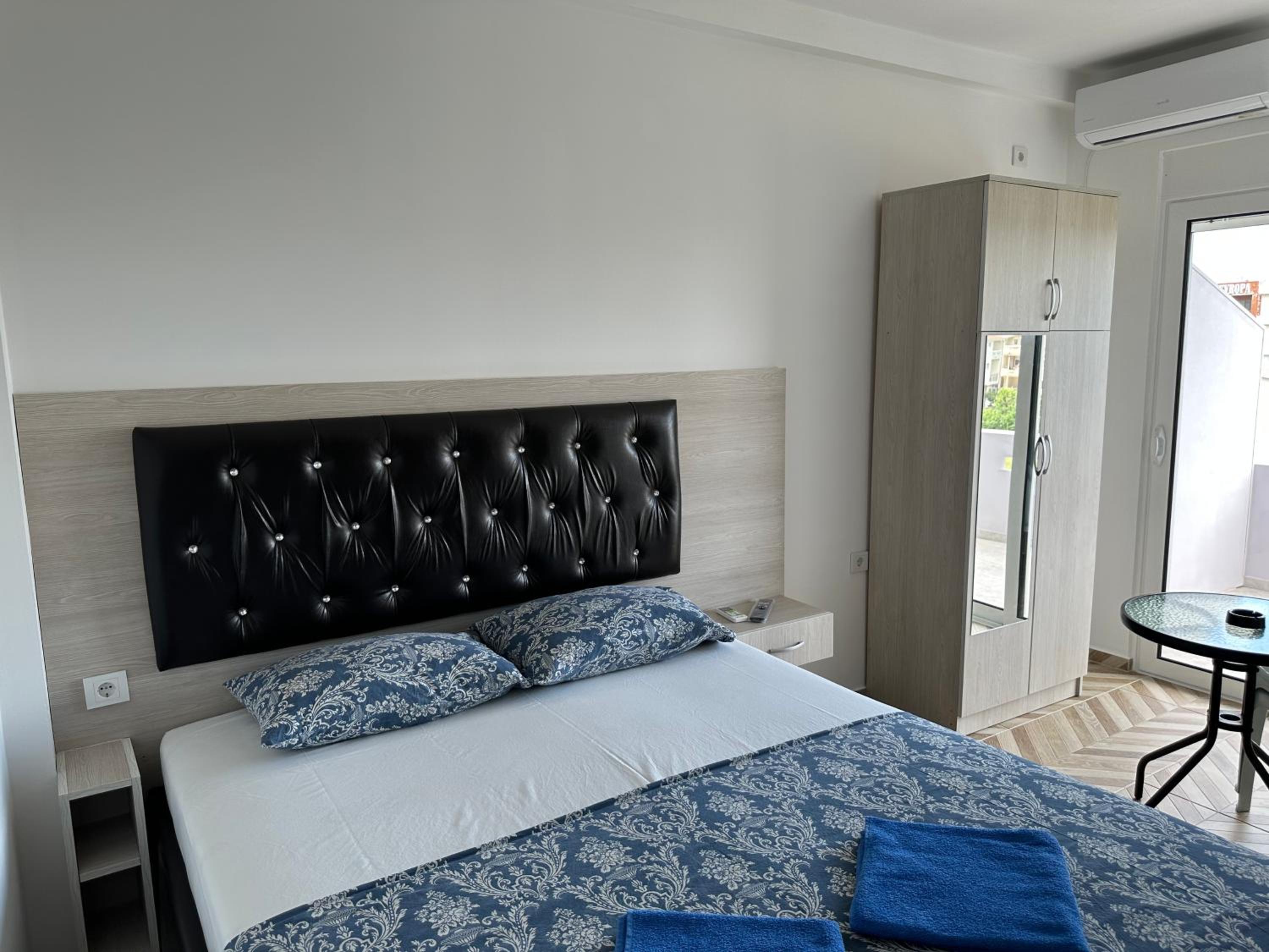Apartments Flamida view 2