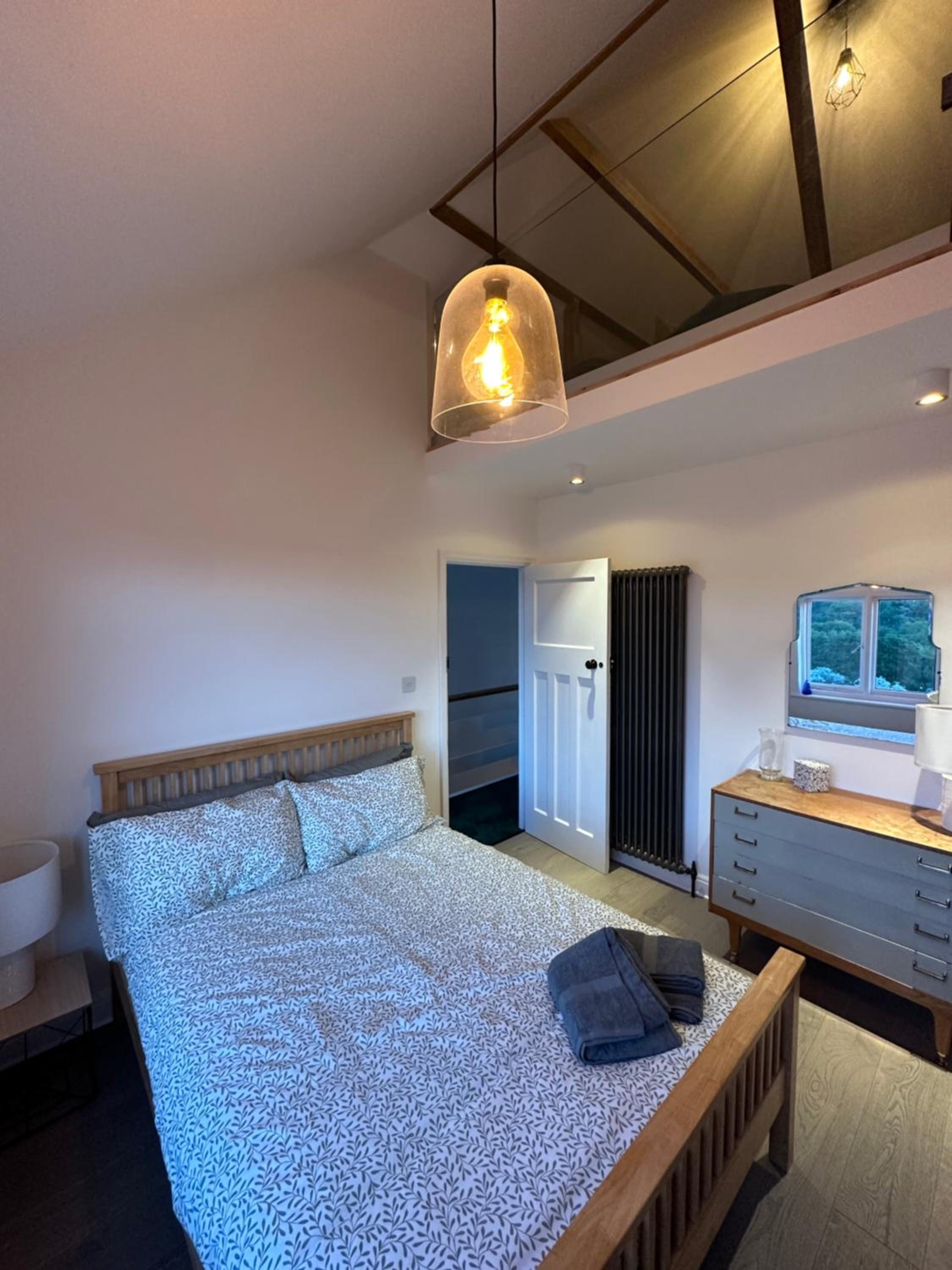 Stylish Unique 3 Bedroom House Hastings