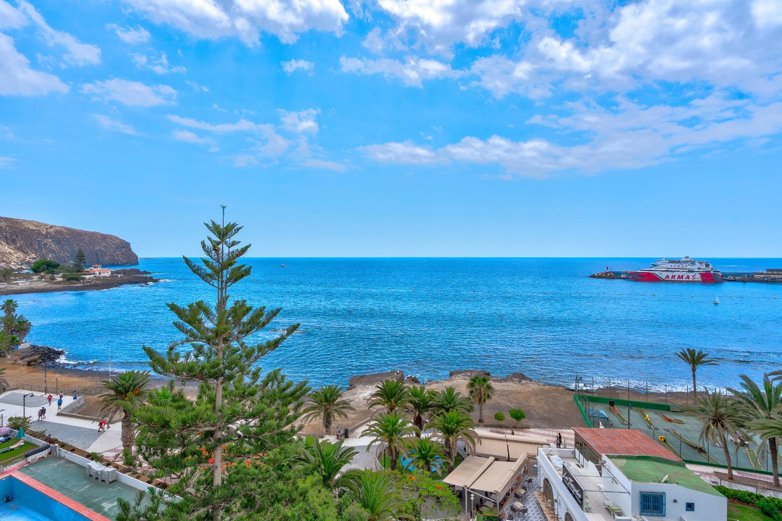 Frontline Ocean View Apartment Los Cristianos photo 1