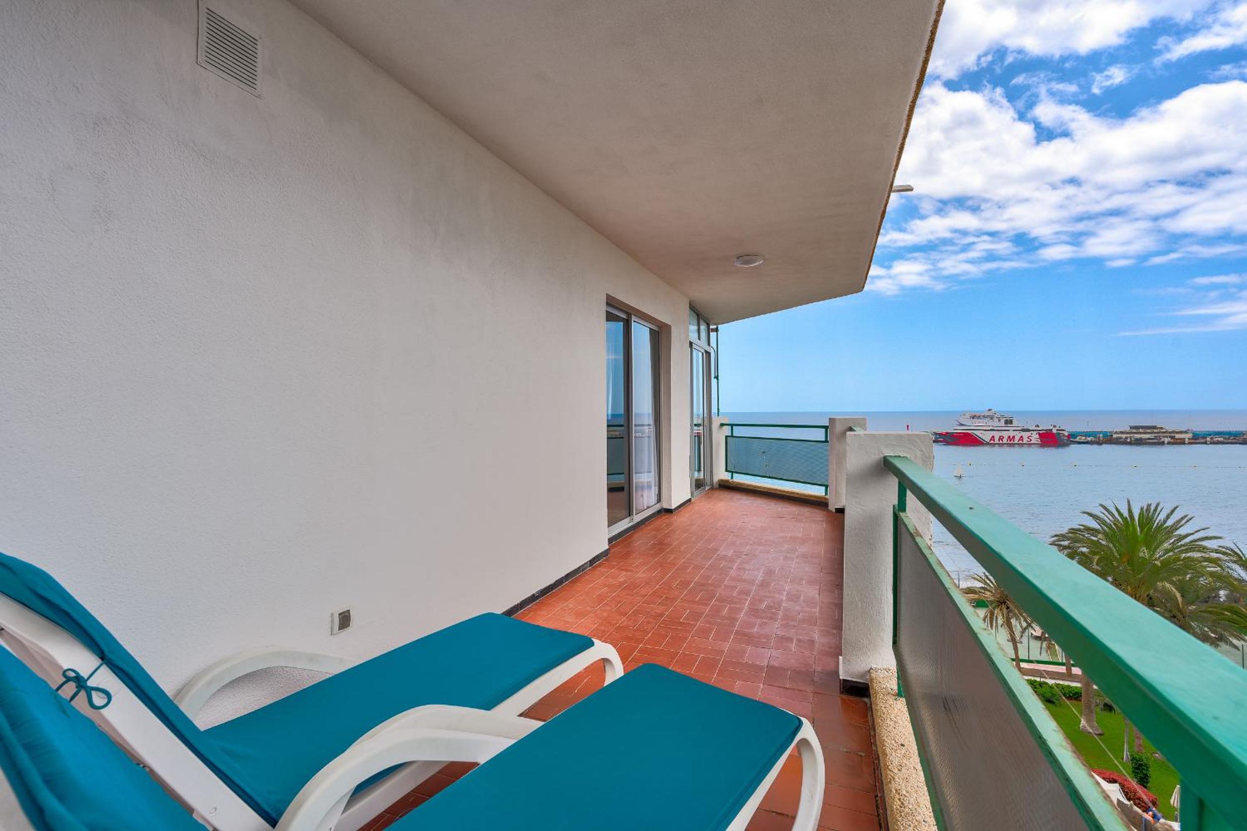 Frontline Ocean View Apartment Los Cristianos photo 5