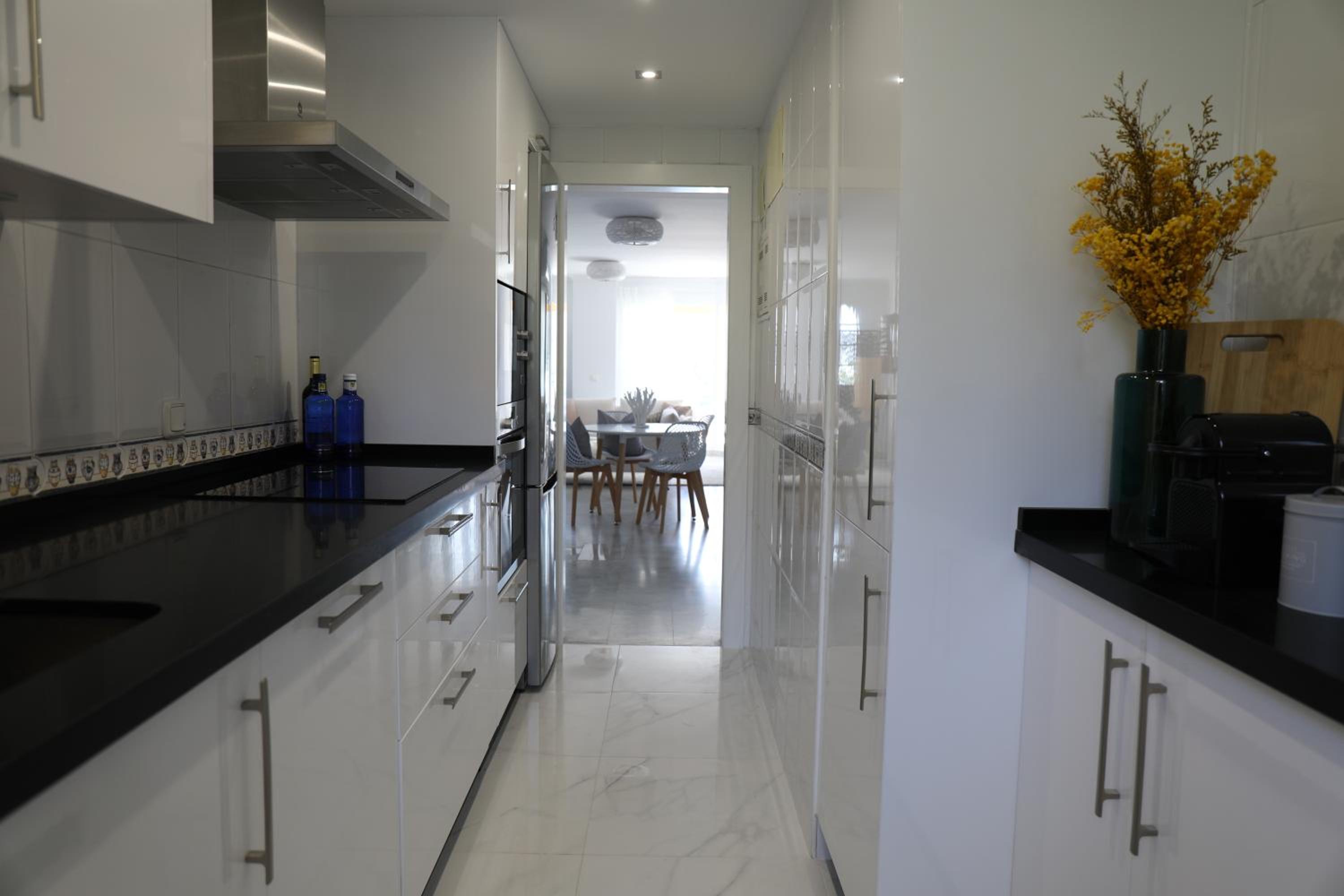 High-End 2 Bedroom Sea View Apartment in Puerto Banus view 5