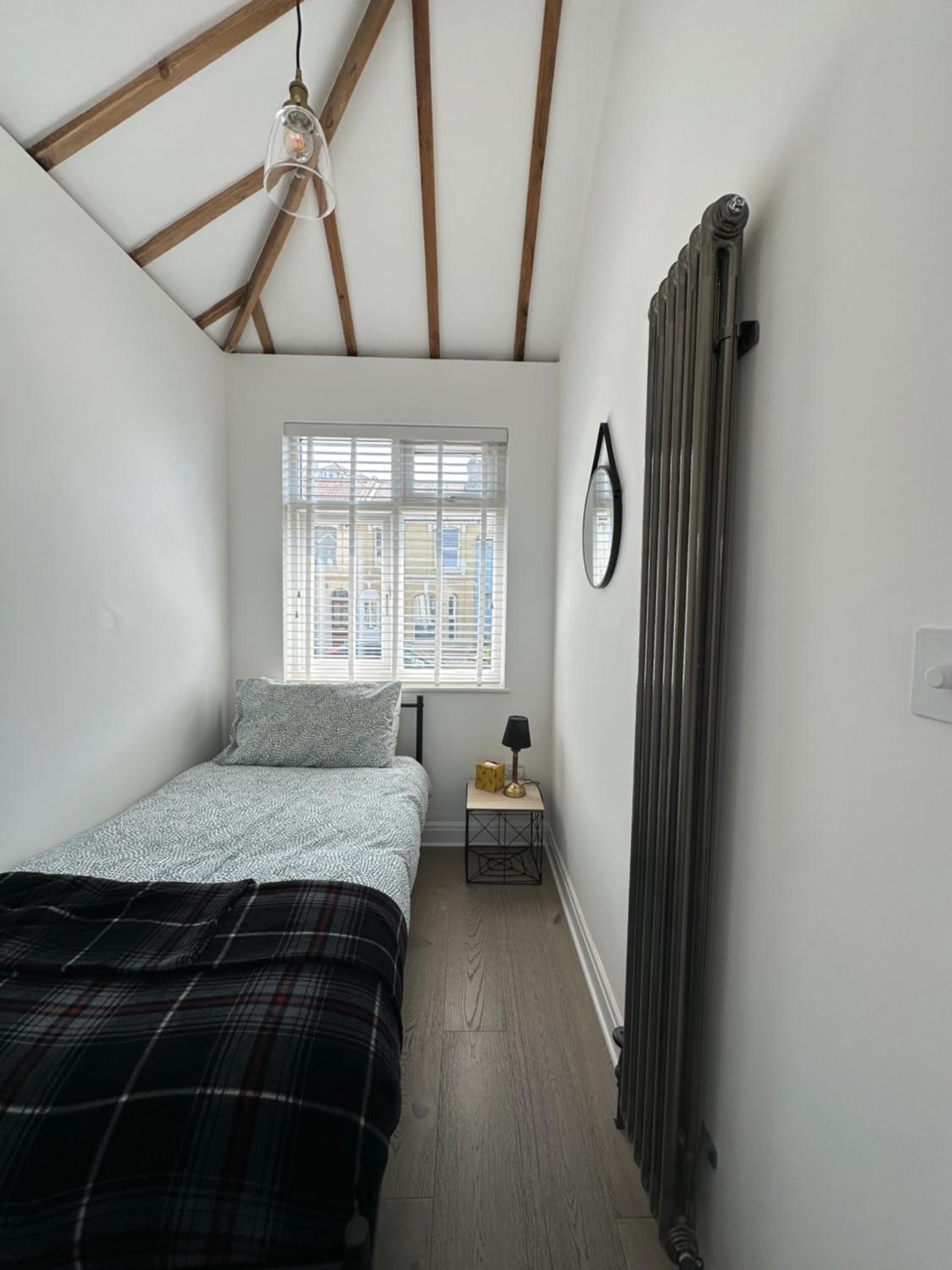 Stylish Unique 3 Bedroom House Hastings