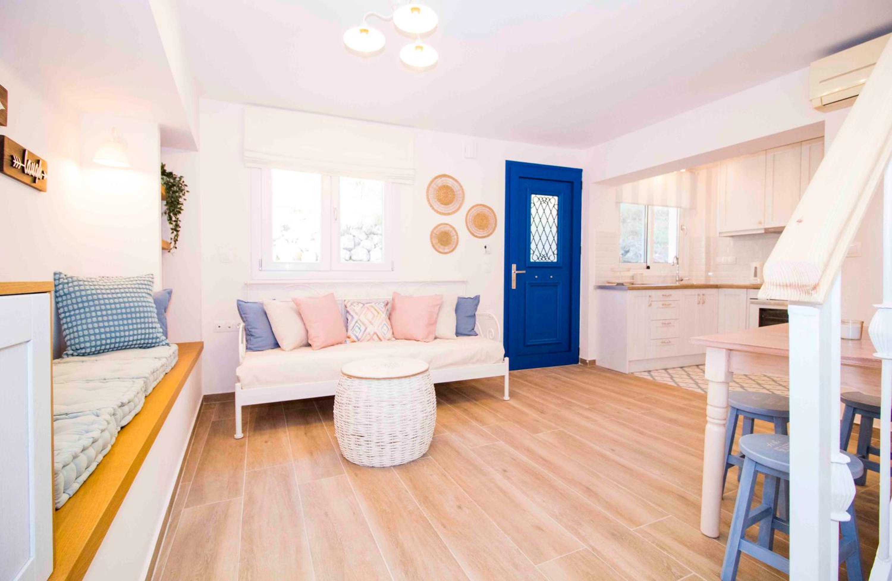 Cosy House in the Heart of Gytheio view 3