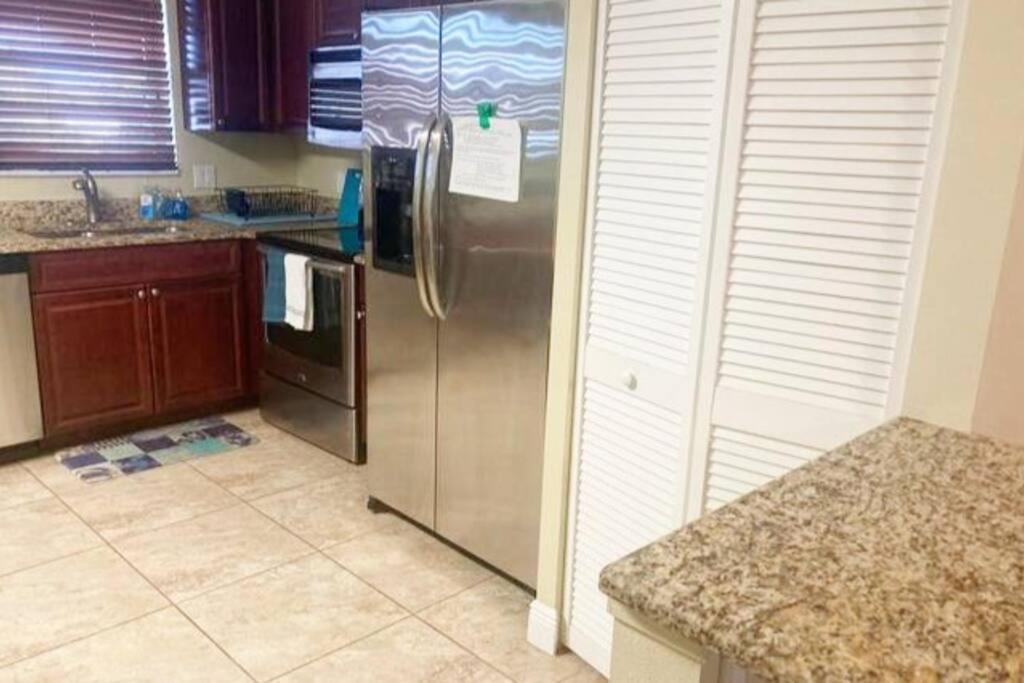 Tranquil Waterfront 2/1 in North Palm Beach view 4