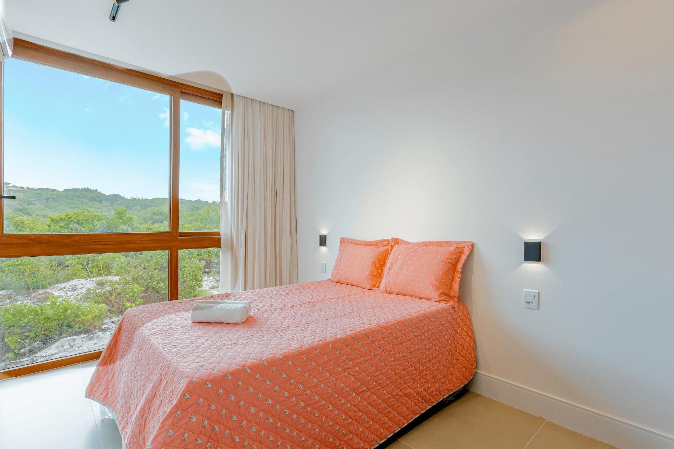 PF58 Casa Alto Luxo 6 Suítes - Praia Bella, com acesso exclusivo à praia!