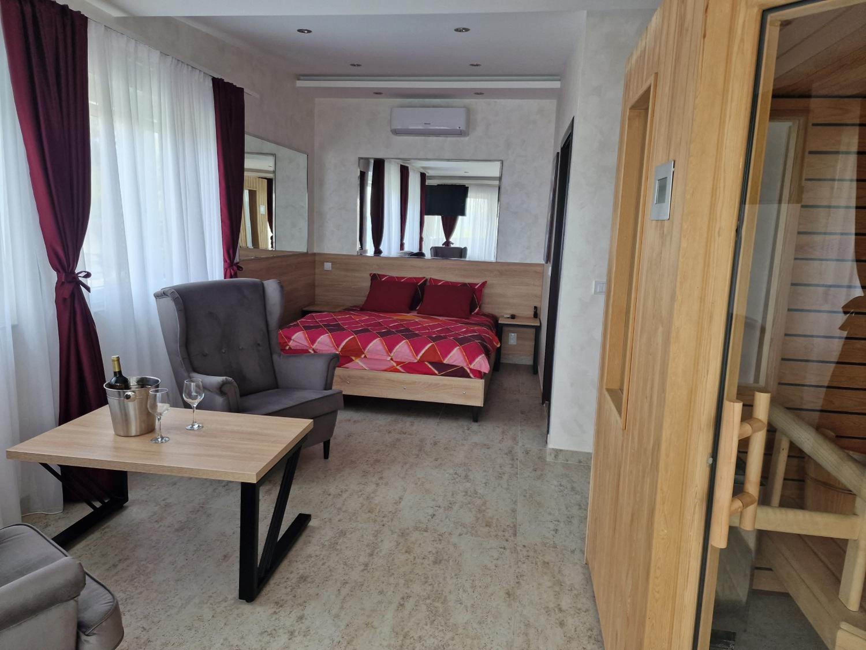 Rooms Green Set