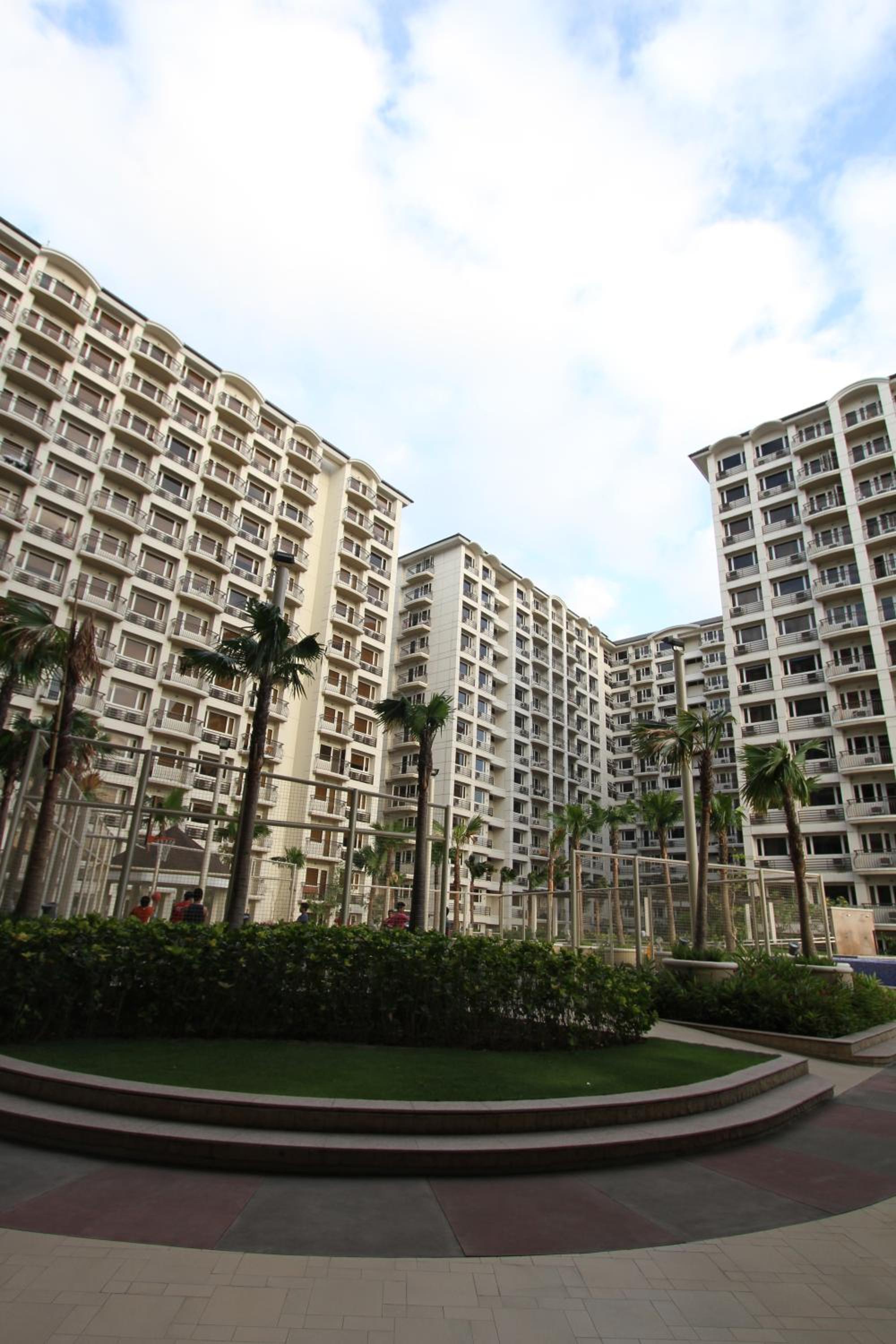 Extremeli Suites