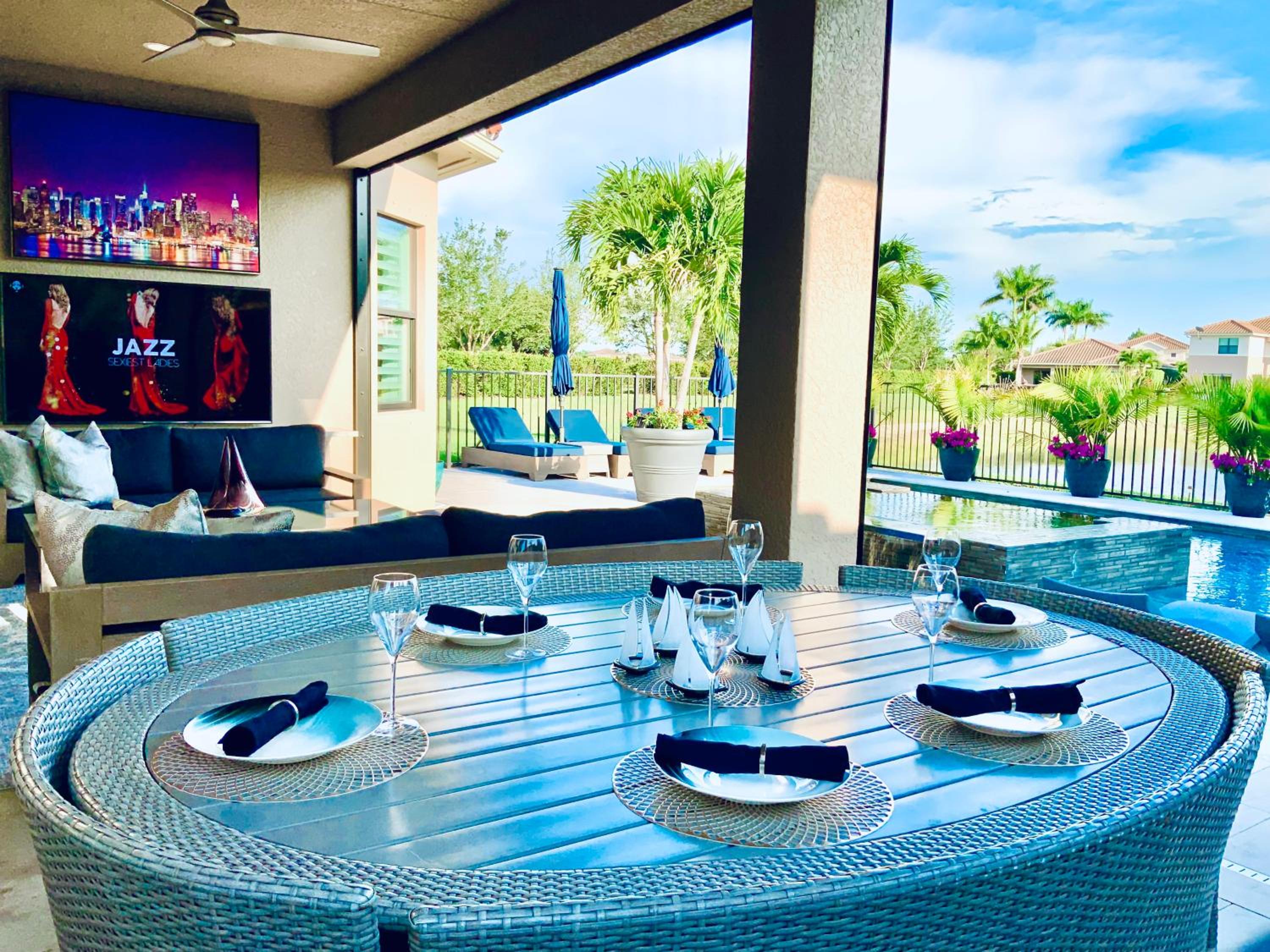 dining