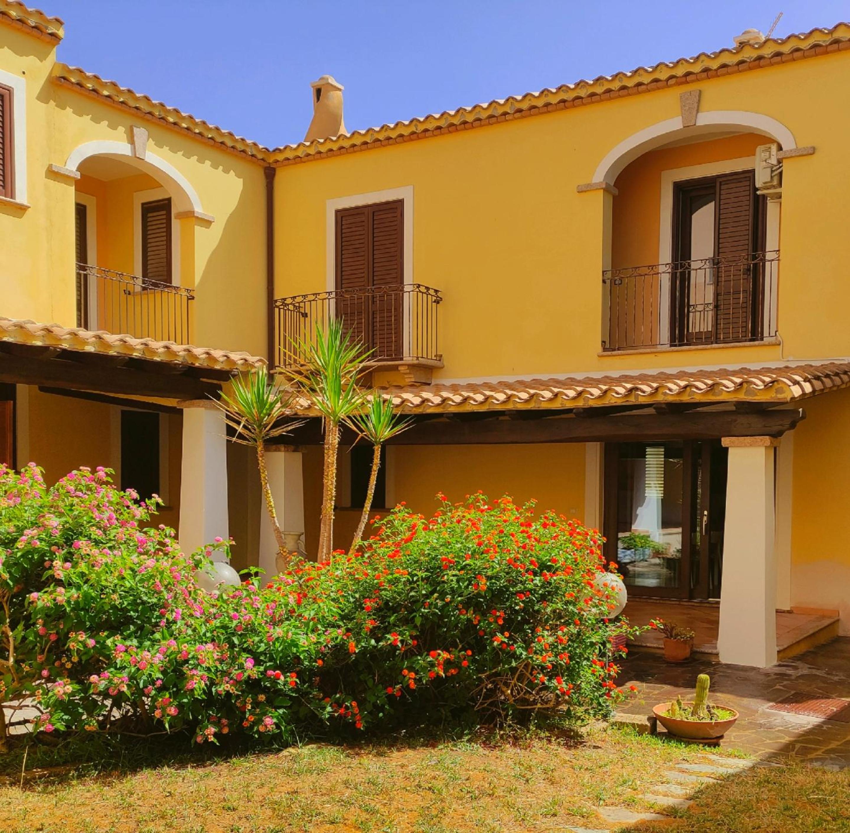 Casa LantanaRossa view 3