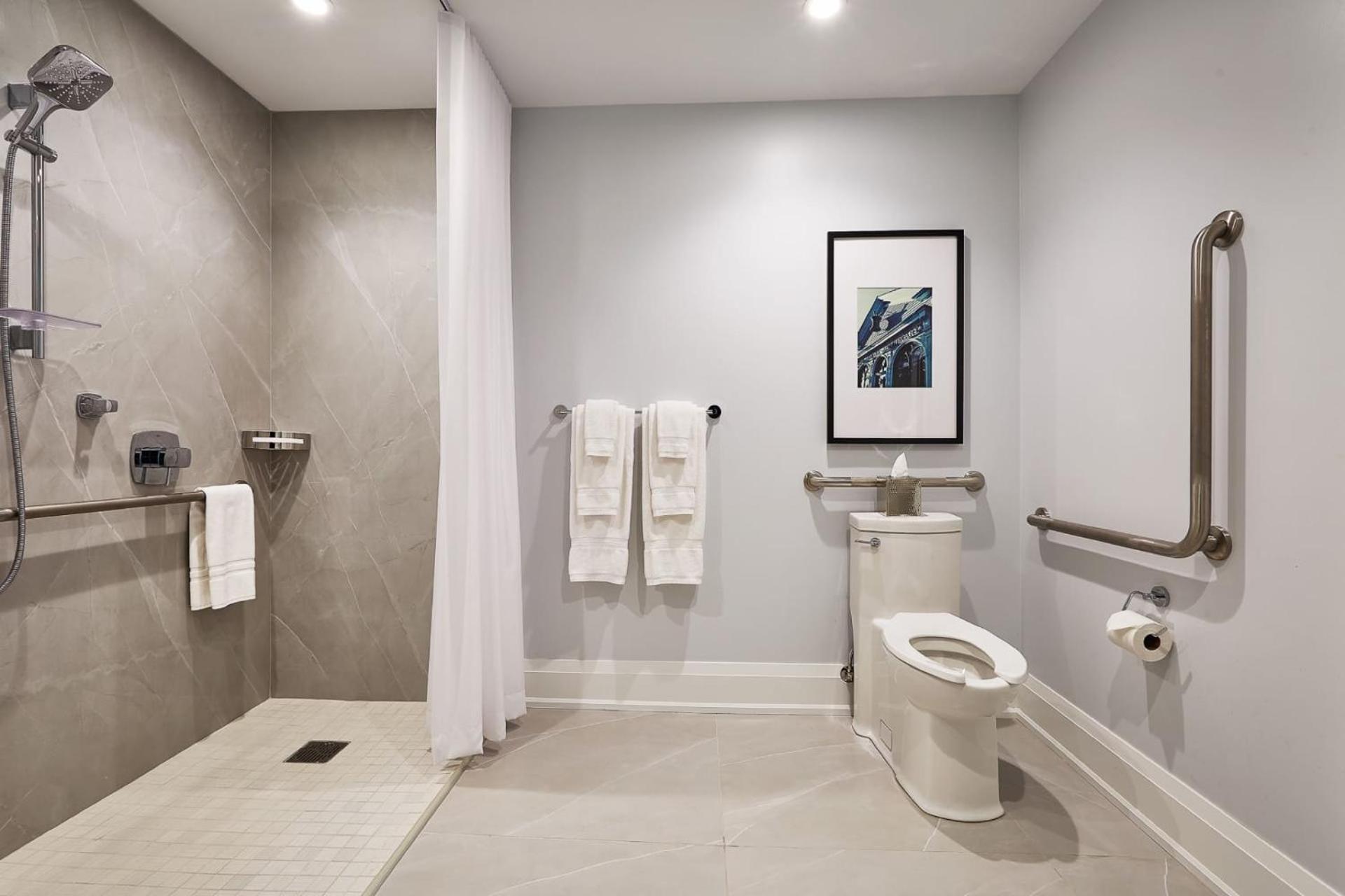 124 on Queen Hotel  Spa - Property Image 65