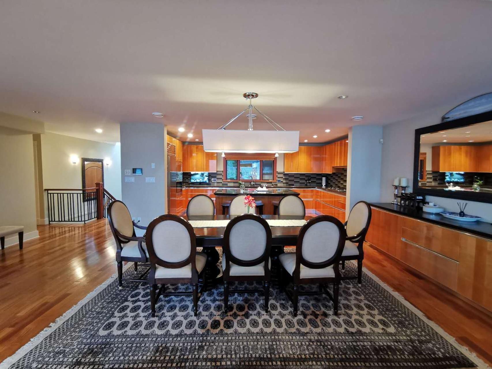 Deep Cove Stunning Waterfront Whole House