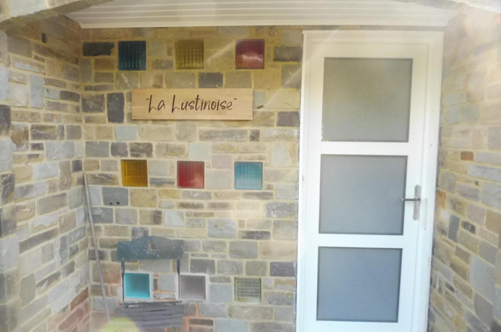 La Lustinoise