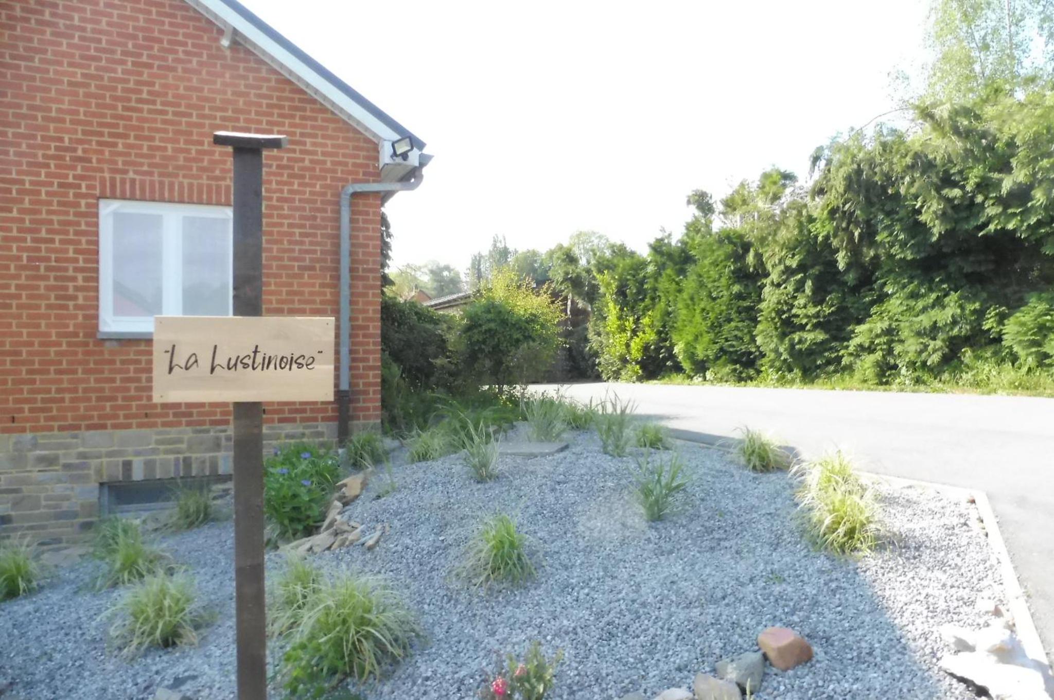 La Lustinoise