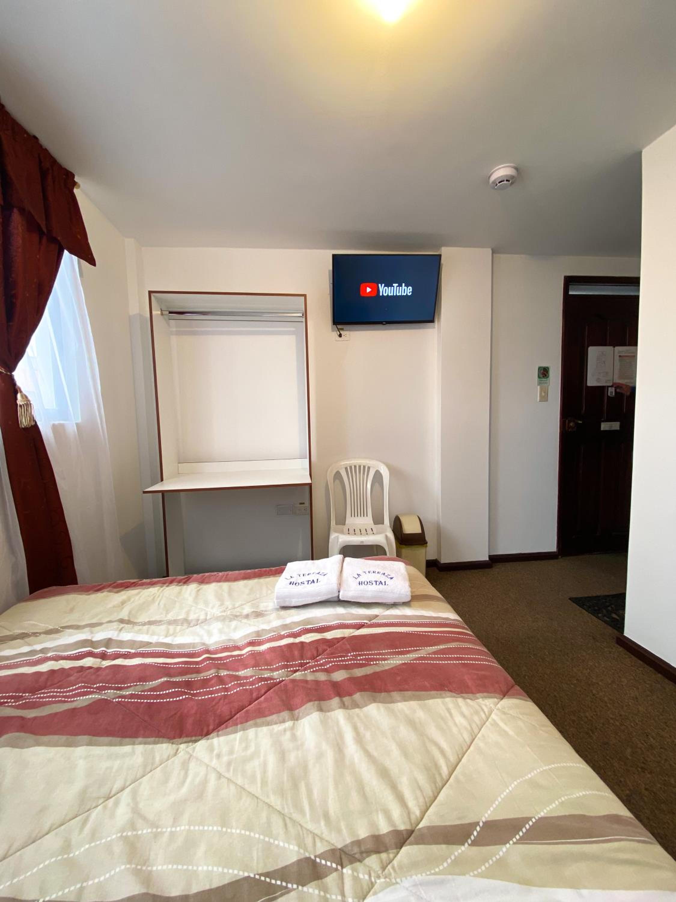 Hostal La Terraza - Roof Terrace Overlooking The North and Historic Centre