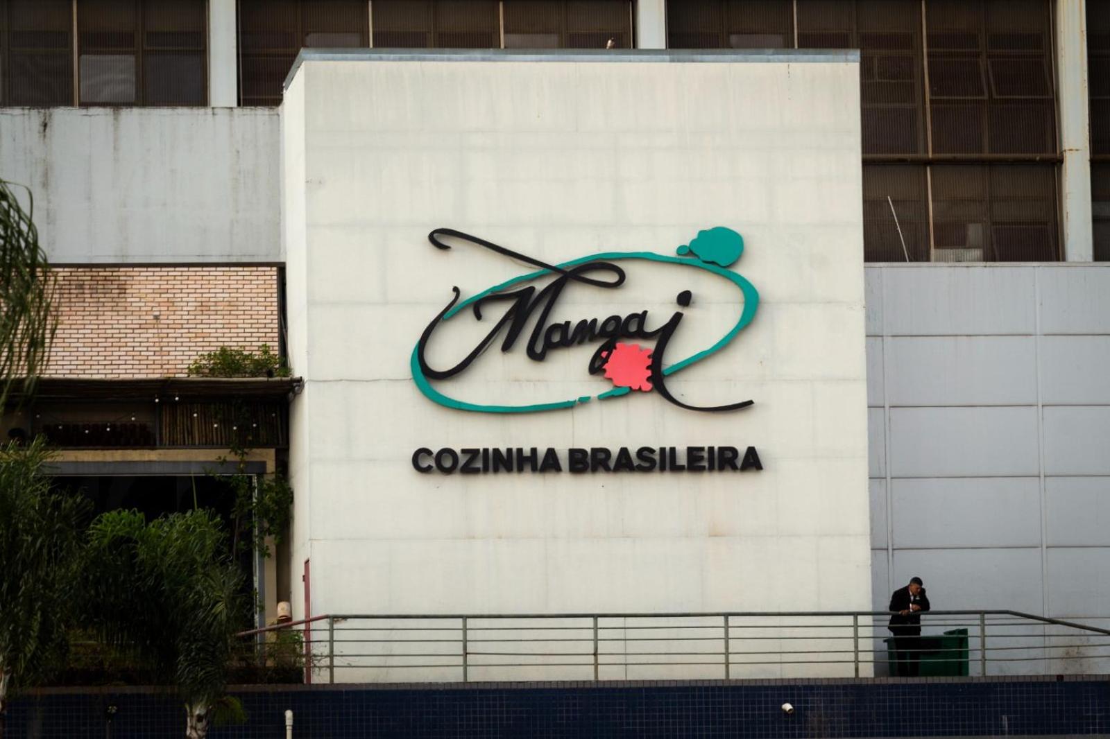 Apartamento, Nobile Suítes Monumental , localização e conforto