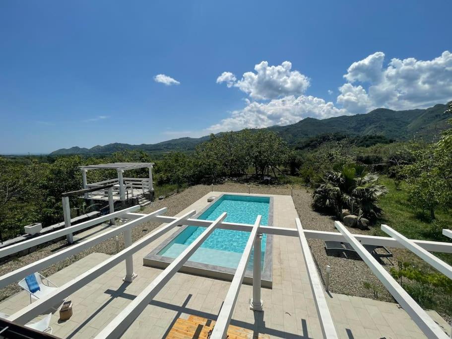 Sicily Stone Cottage with swimming pool