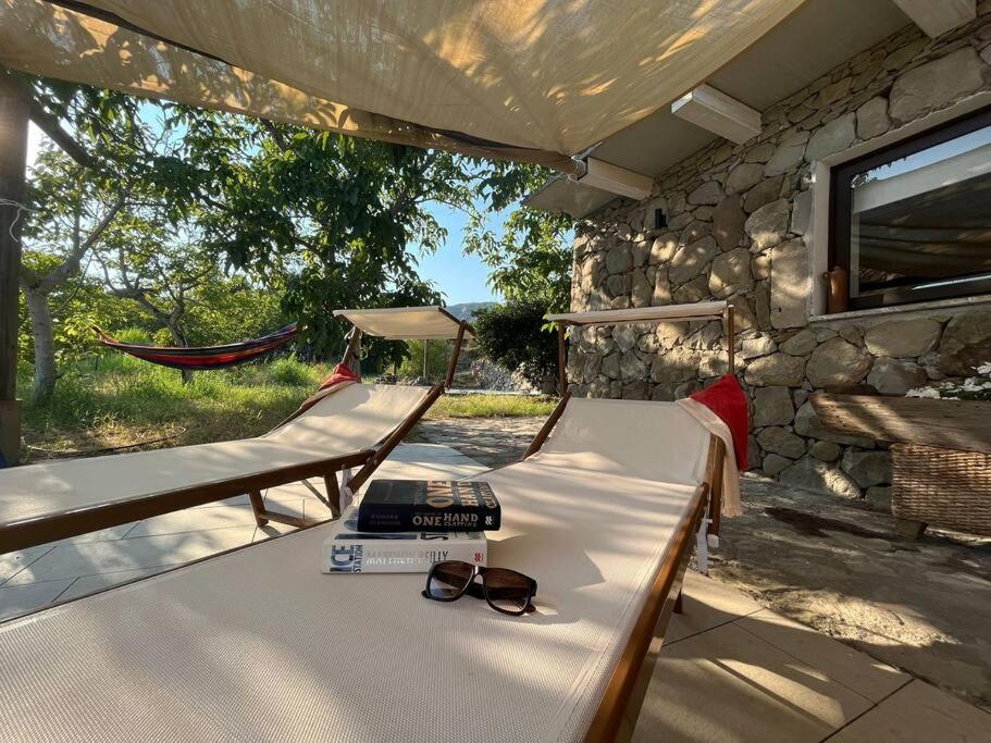 Sicily Stone Cottage with swimming pool
