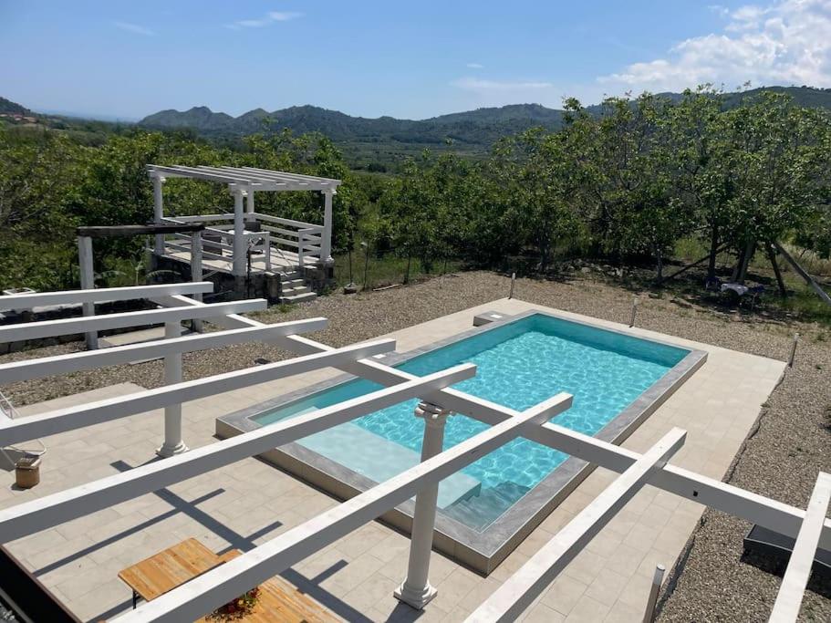 Sicily Stone Cottage with swimming pool