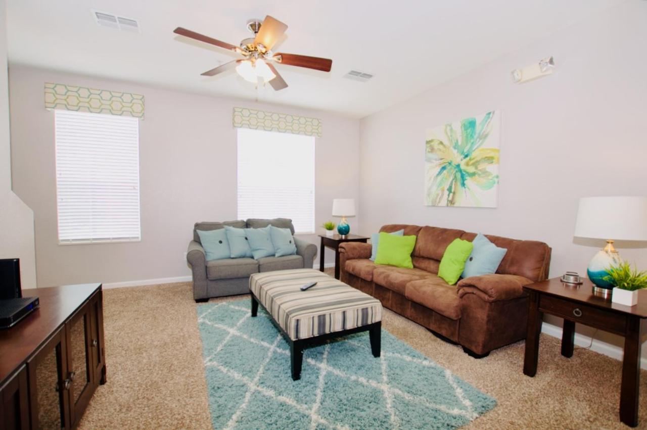 Vista Cay Luxury 3 bedroom Townhouse (#3114)