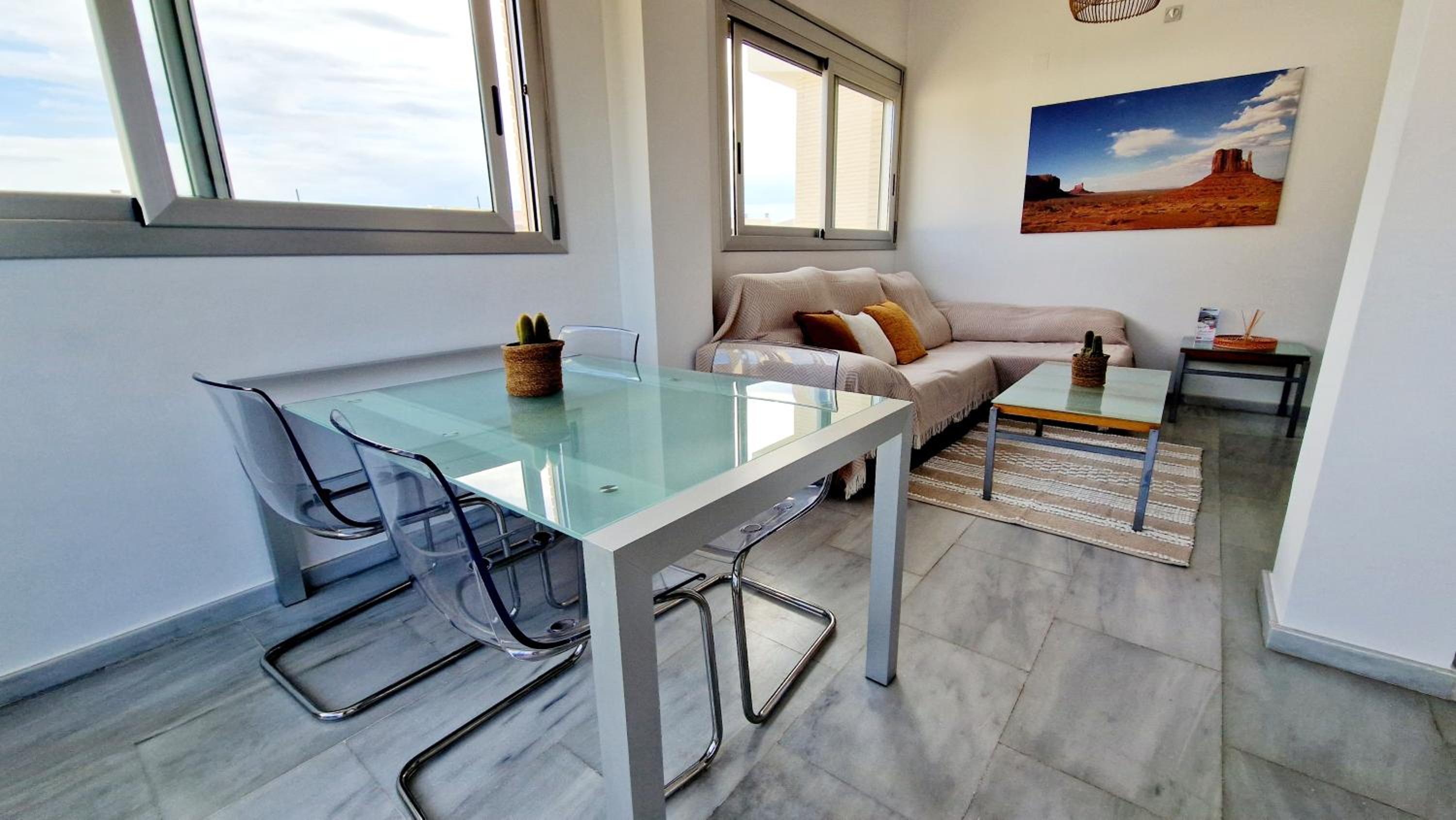 Beau Penthouse avec vue mer