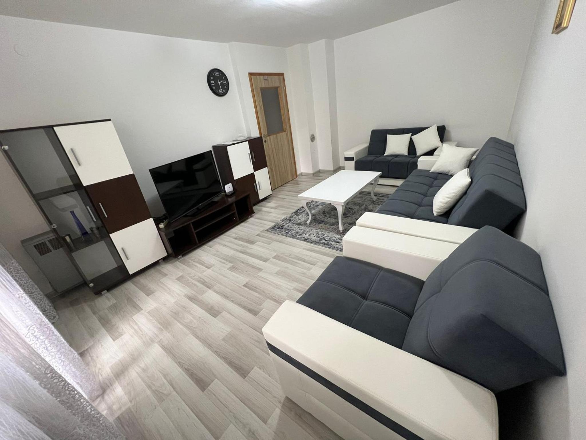 Cherry Apartment ALIPAŠINO