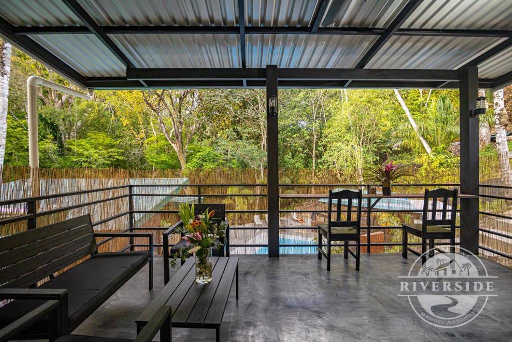 Riverside Villas
