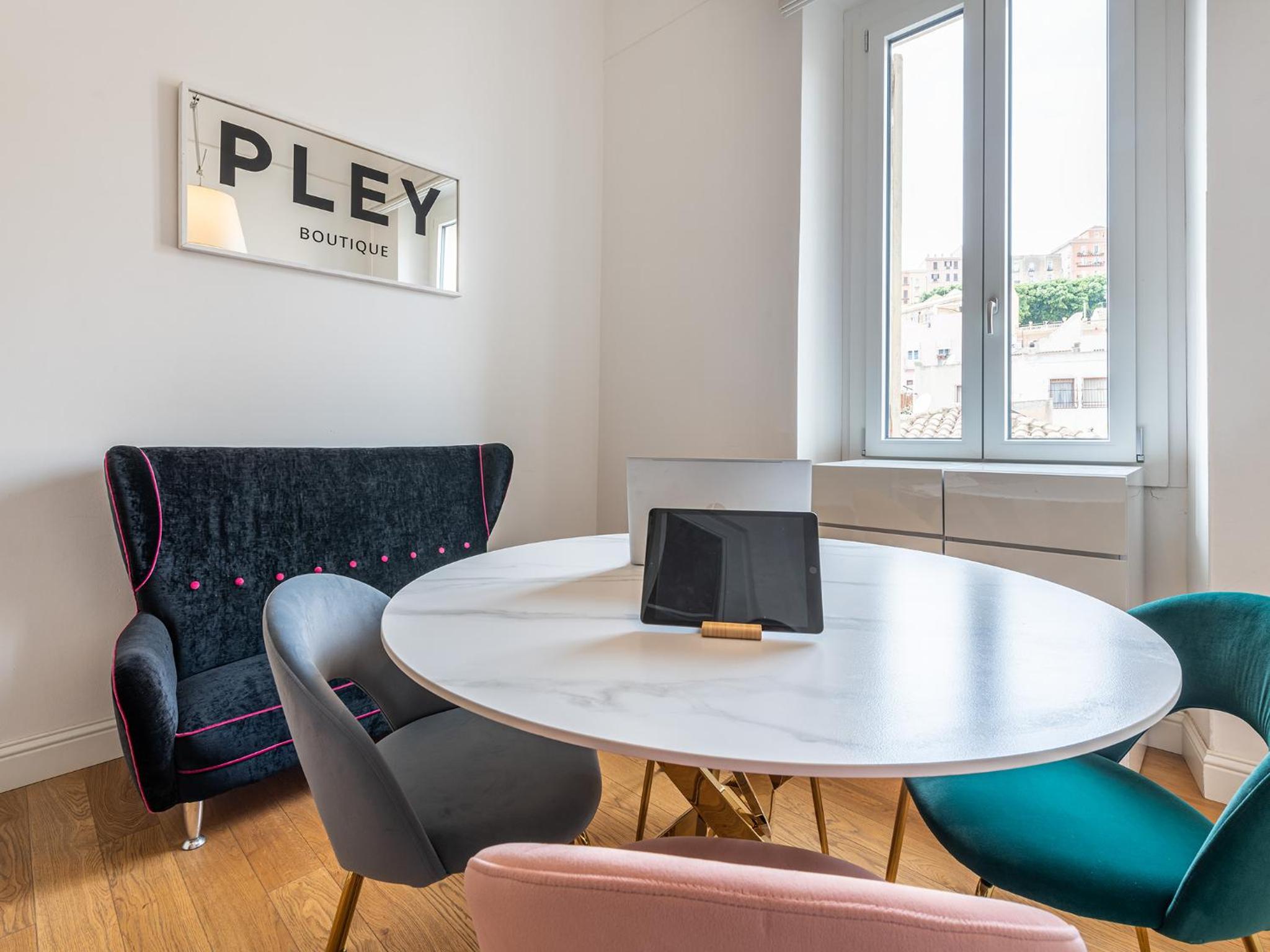 Hotel PLEY Boutique Del Centro - Image 1