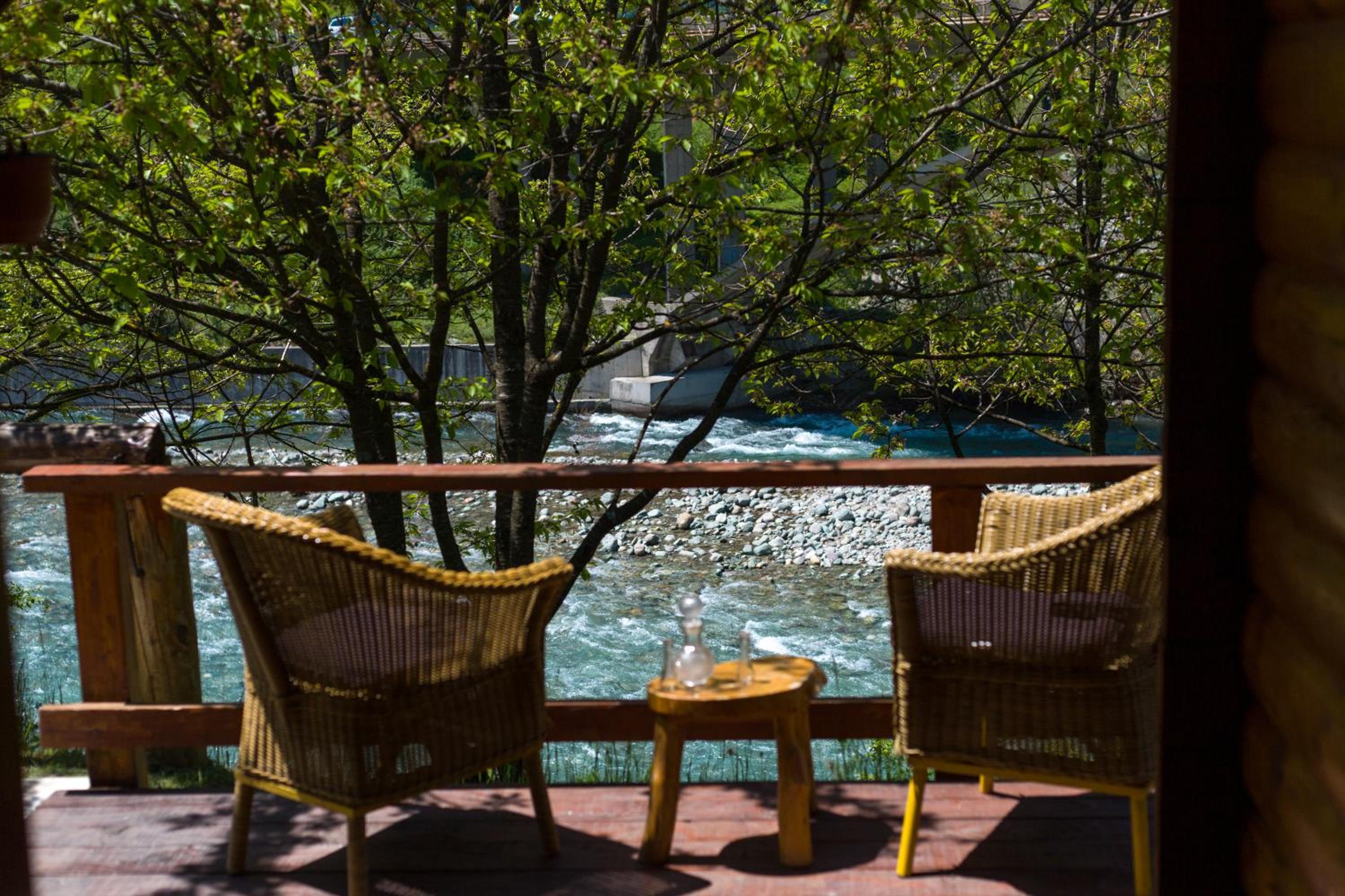 Tara Riverside