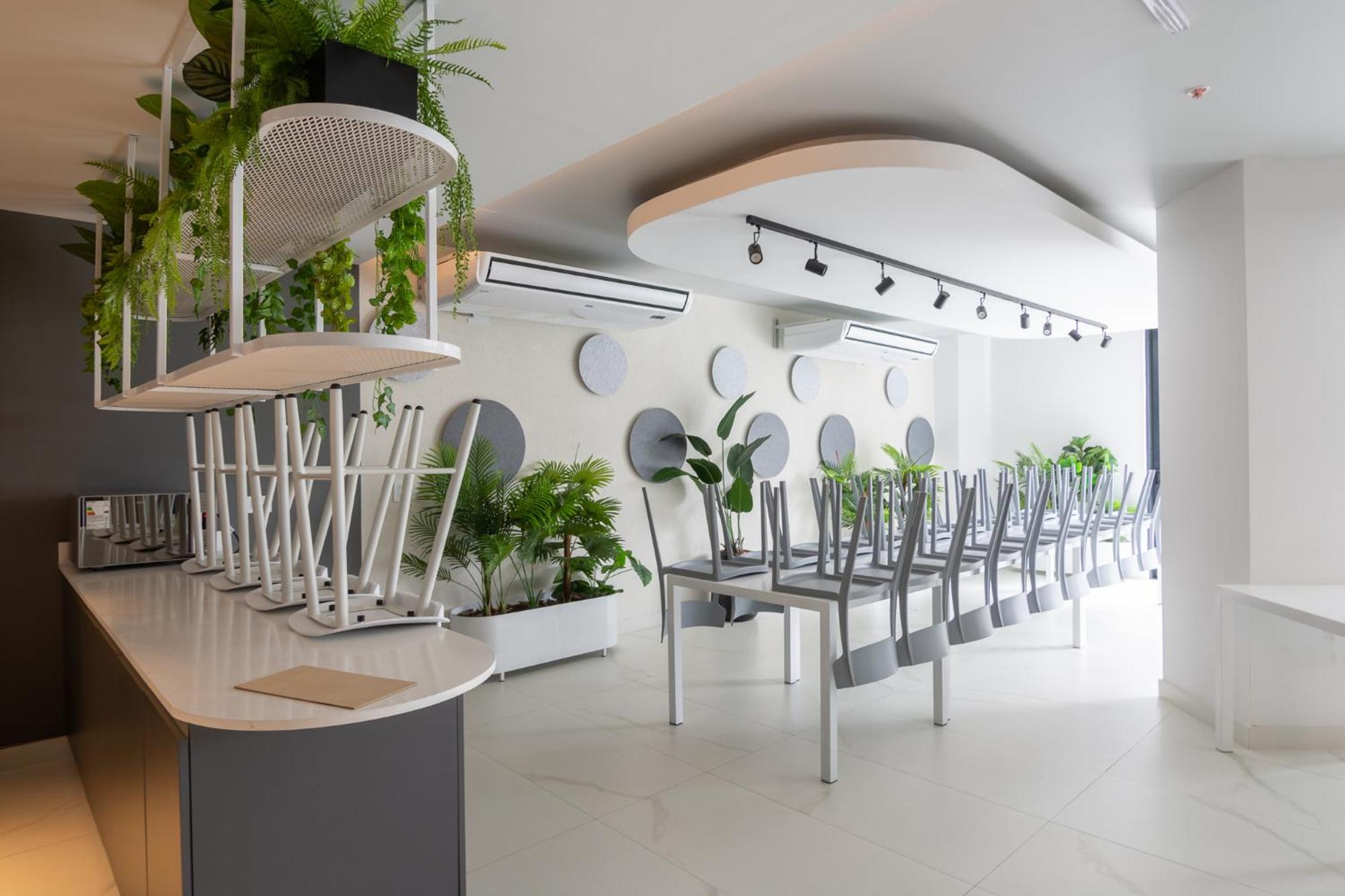 meeting & event spaces