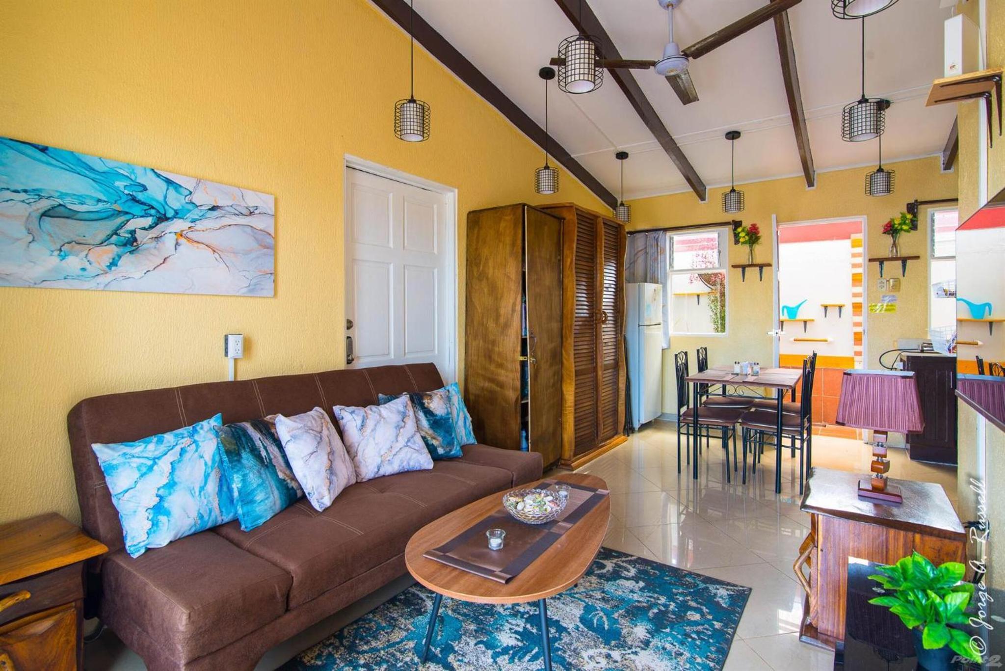 Centrally located in Jaco, walk to beach, beautiful pool! Each Villa Paradise is 1bd 1bath Condo Units sleep 5 or book both units and open connecting door 