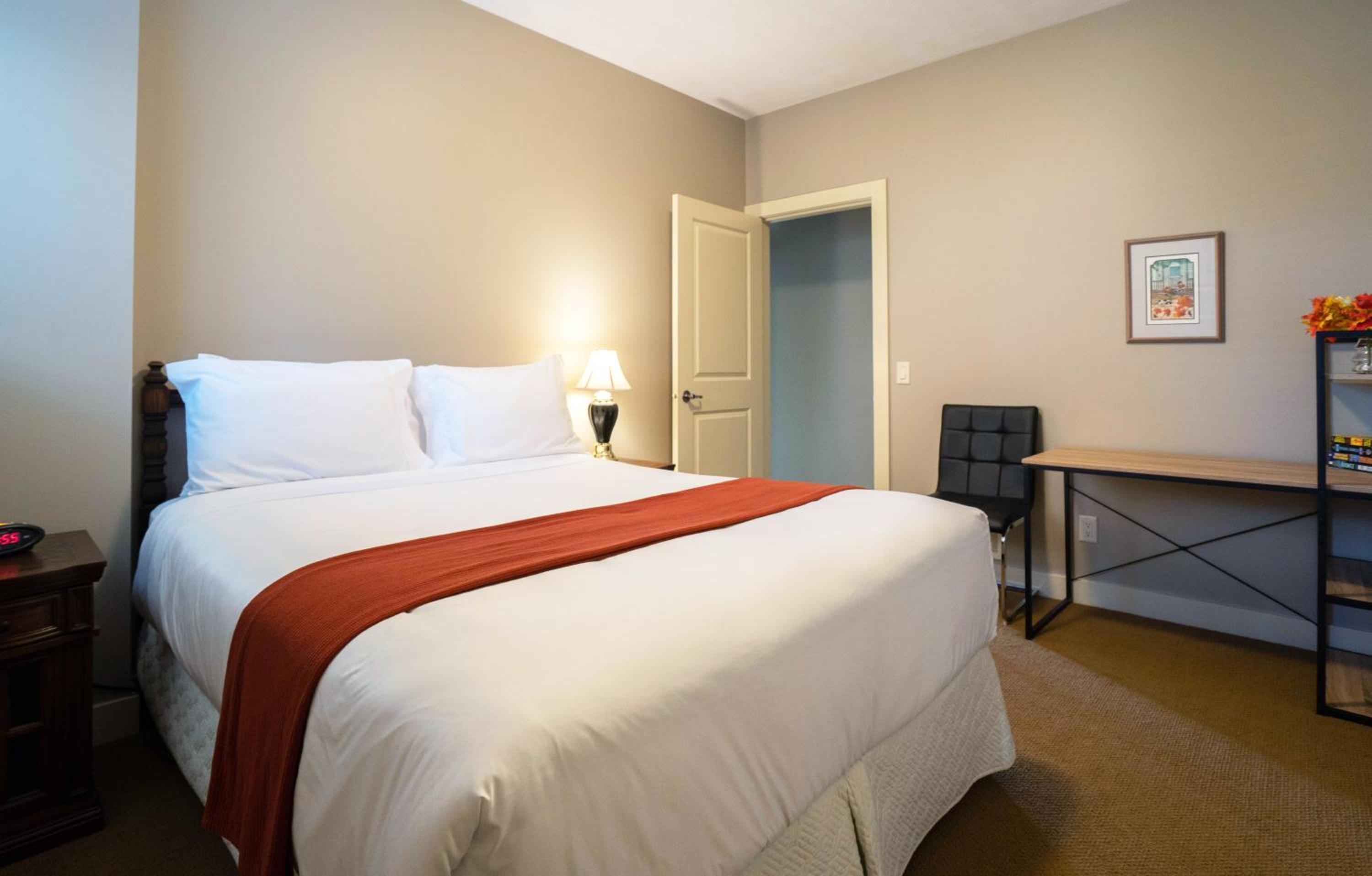 Sunrise Valley Suite - Image 4