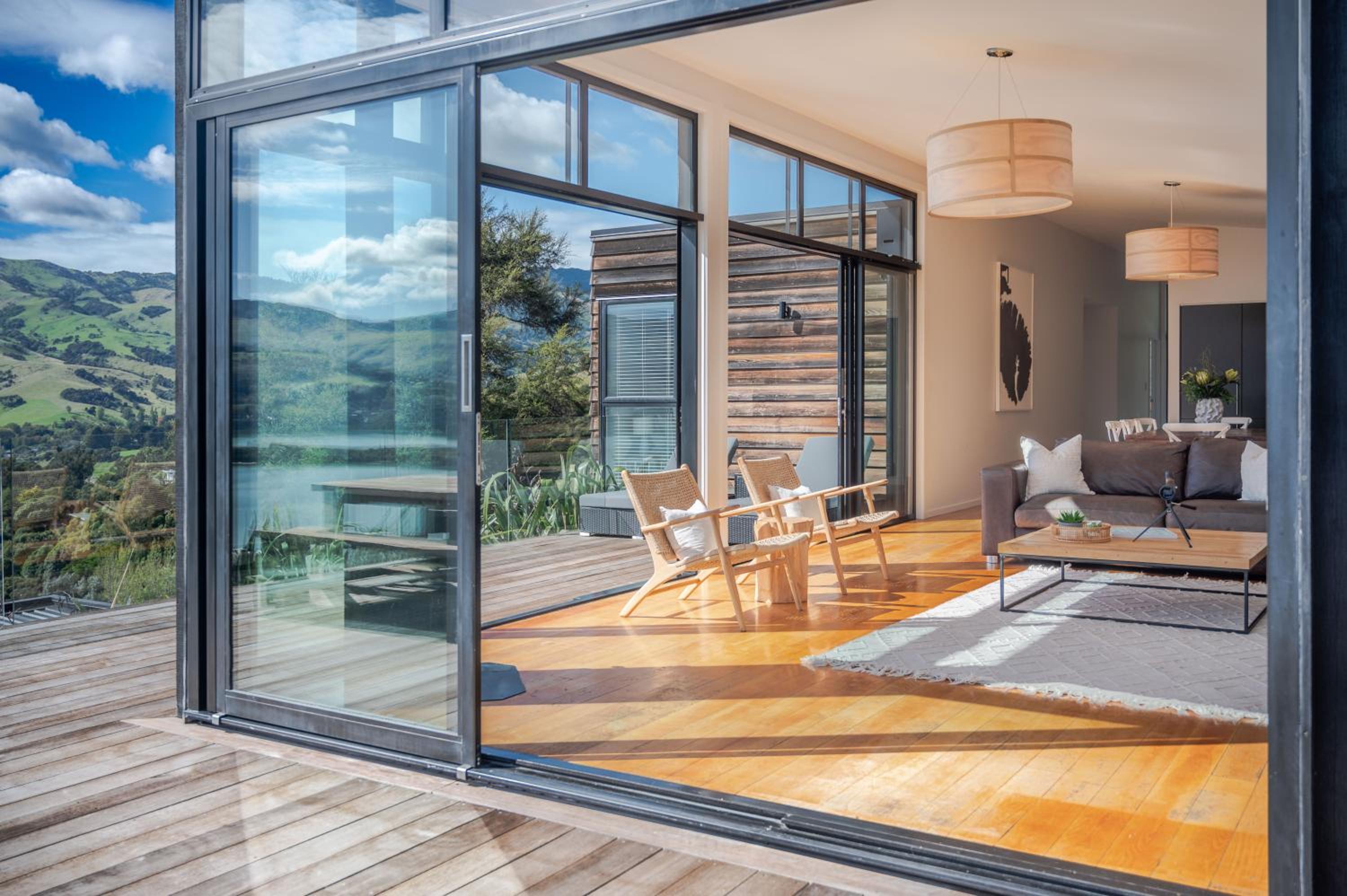 Million Dollar View - Takamatua Holiday Home view 2