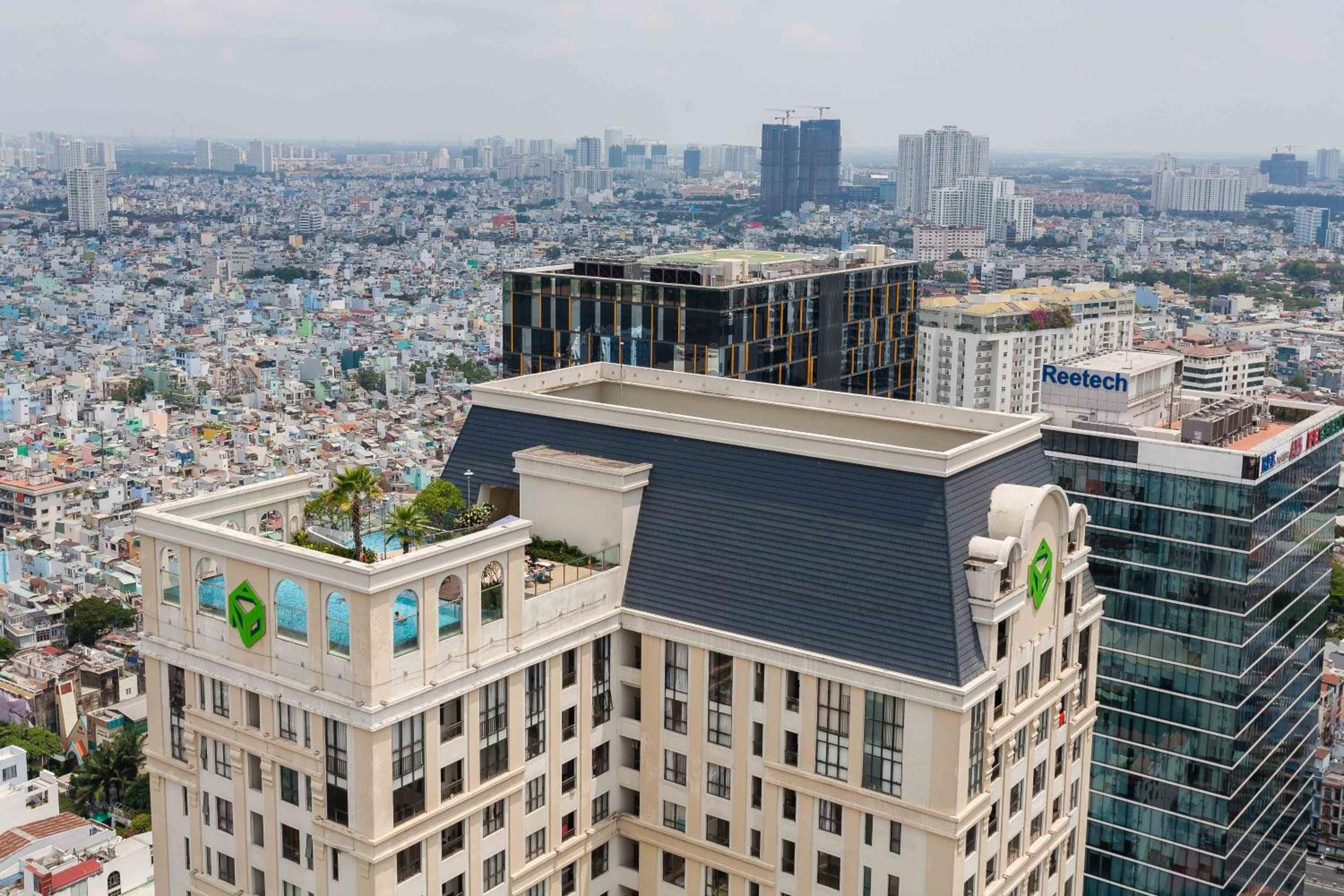 The Tresor beautiful apartments in center