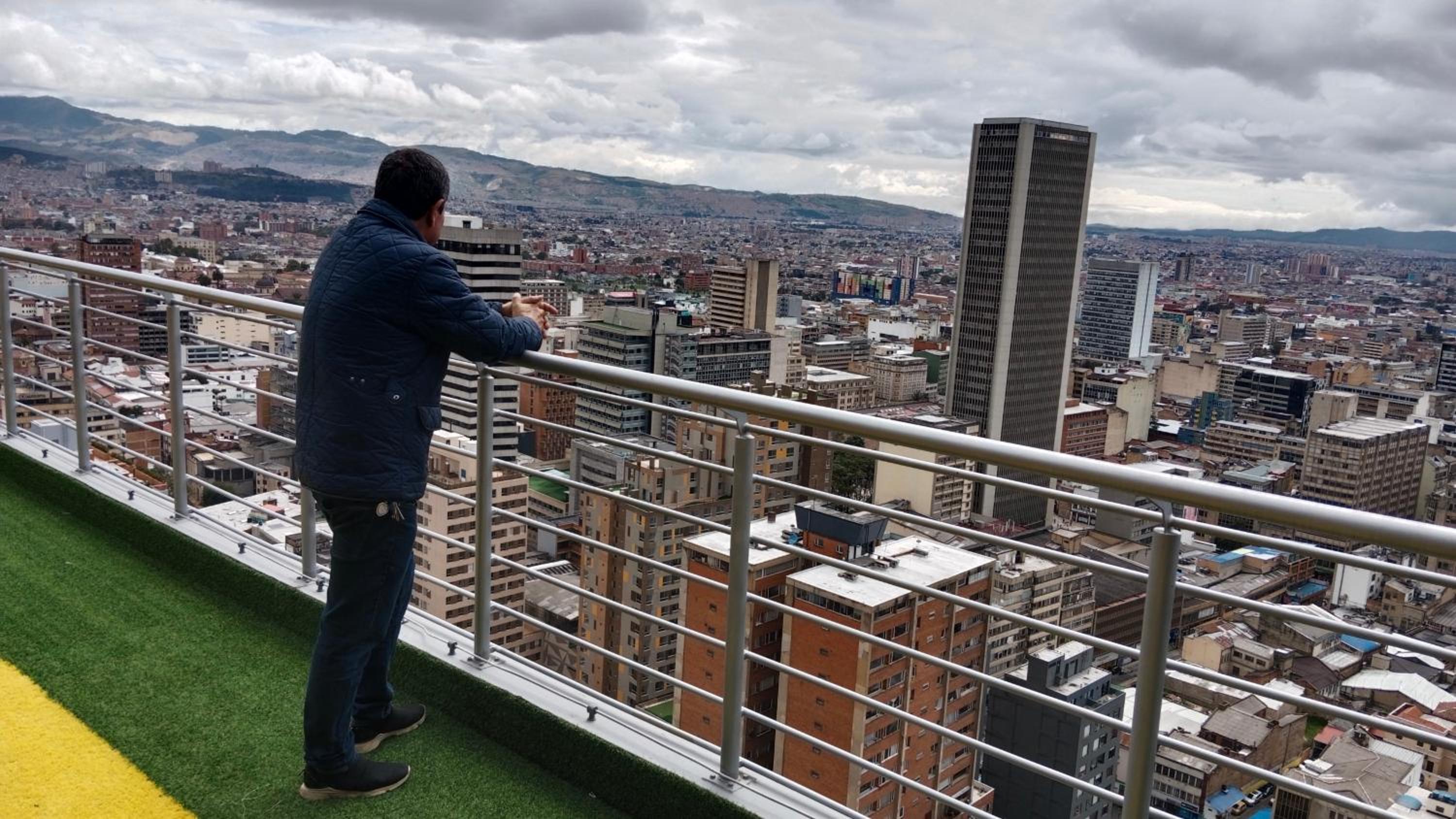 Loft en centro Bogotá, vista a Monserrate, Estudio y wifi