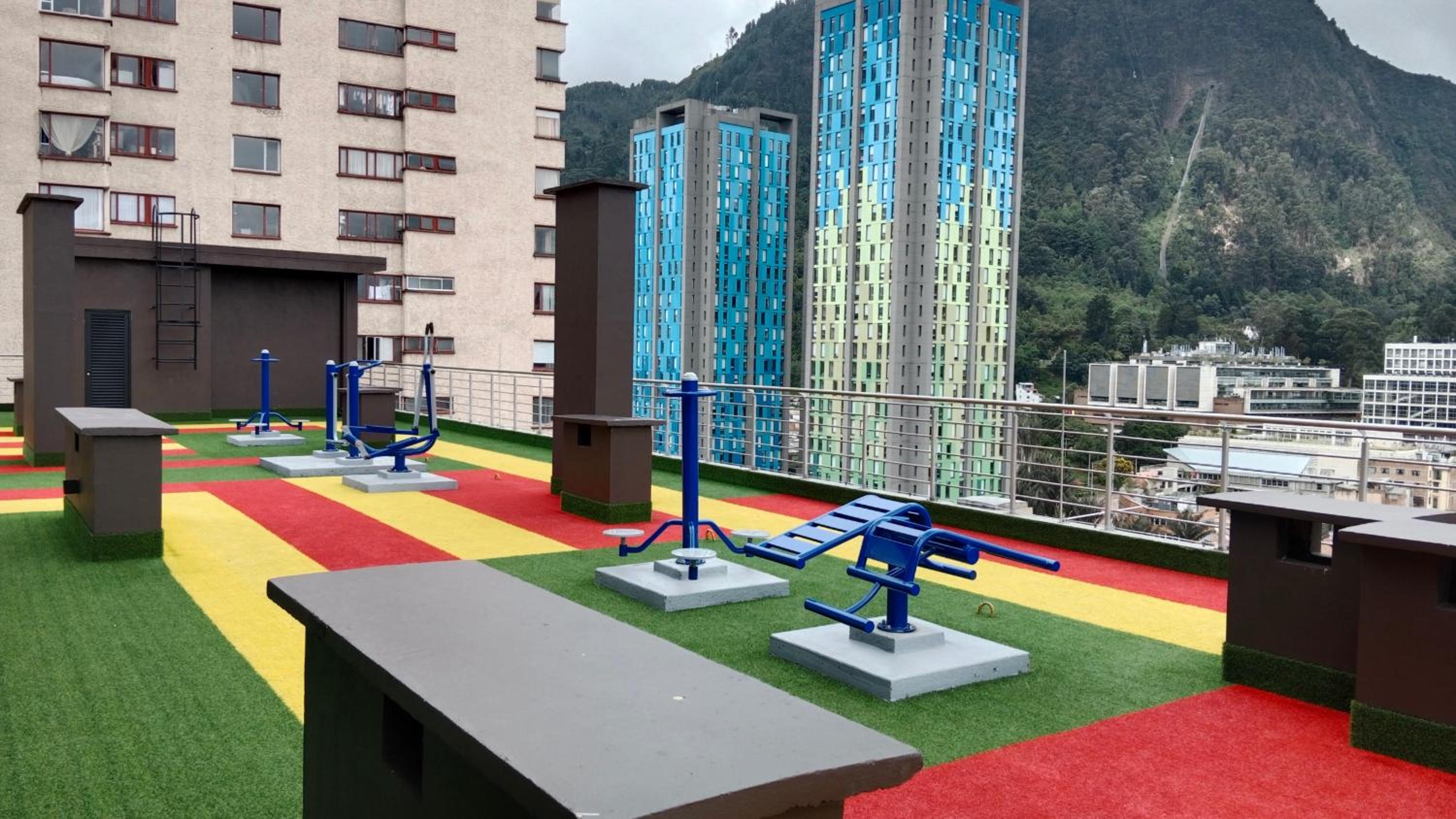 Loft en centro Bogotá, vista a Monserrate, Estudio y wifi