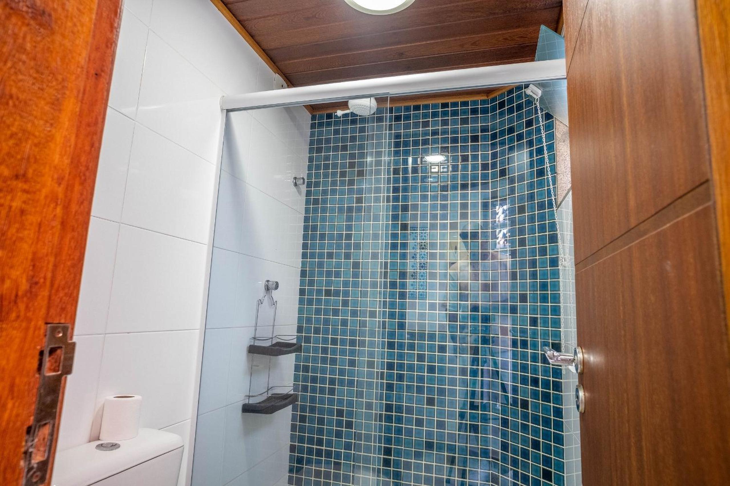 Casa piscina, área gourmet e linda vista | ROGV202
