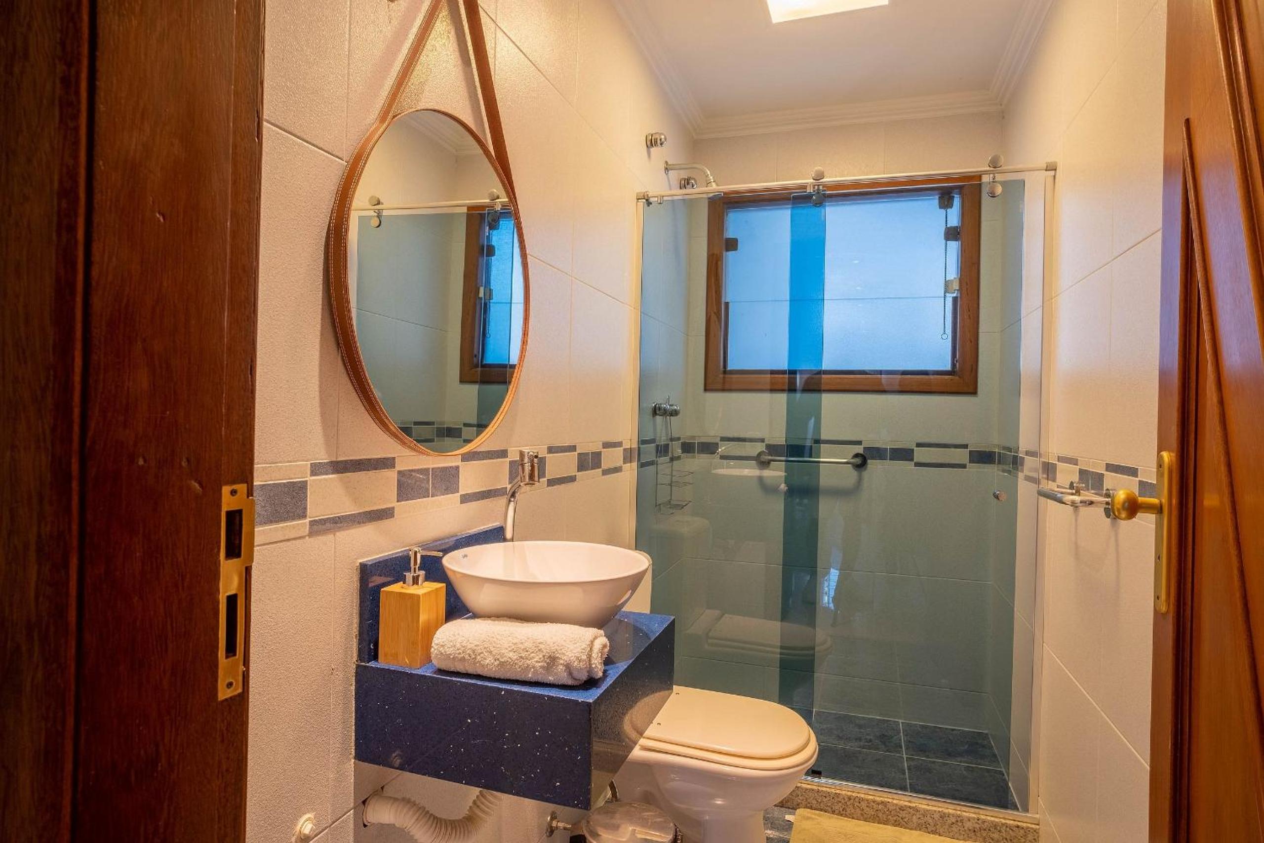 Casa piscina, área gourmet e linda vista | ROGV202