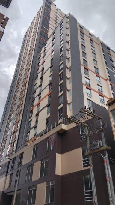 Loft en centro Bogotá, vista a Monserrate, Estudio y wifi