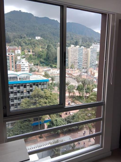 Loft en centro Bogotá, vista a Monserrate, Estudio y wifi