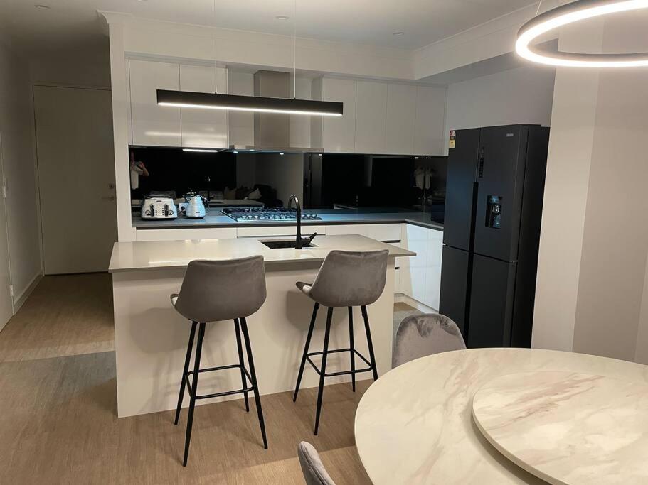 New ground floor 2 bed/2 bath Apartment Marina