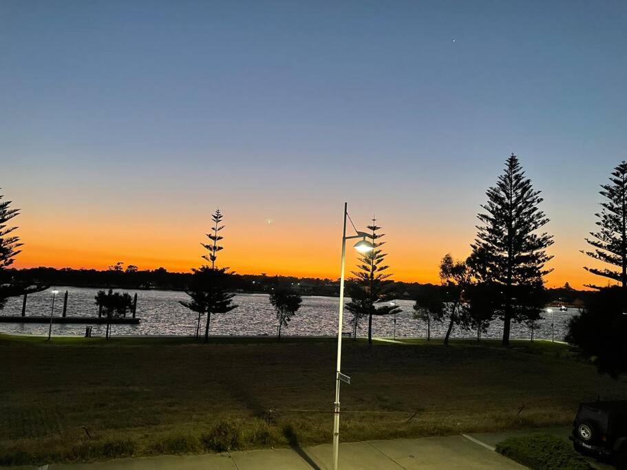 New ground floor 2 bed/2 bath Apartment Marina