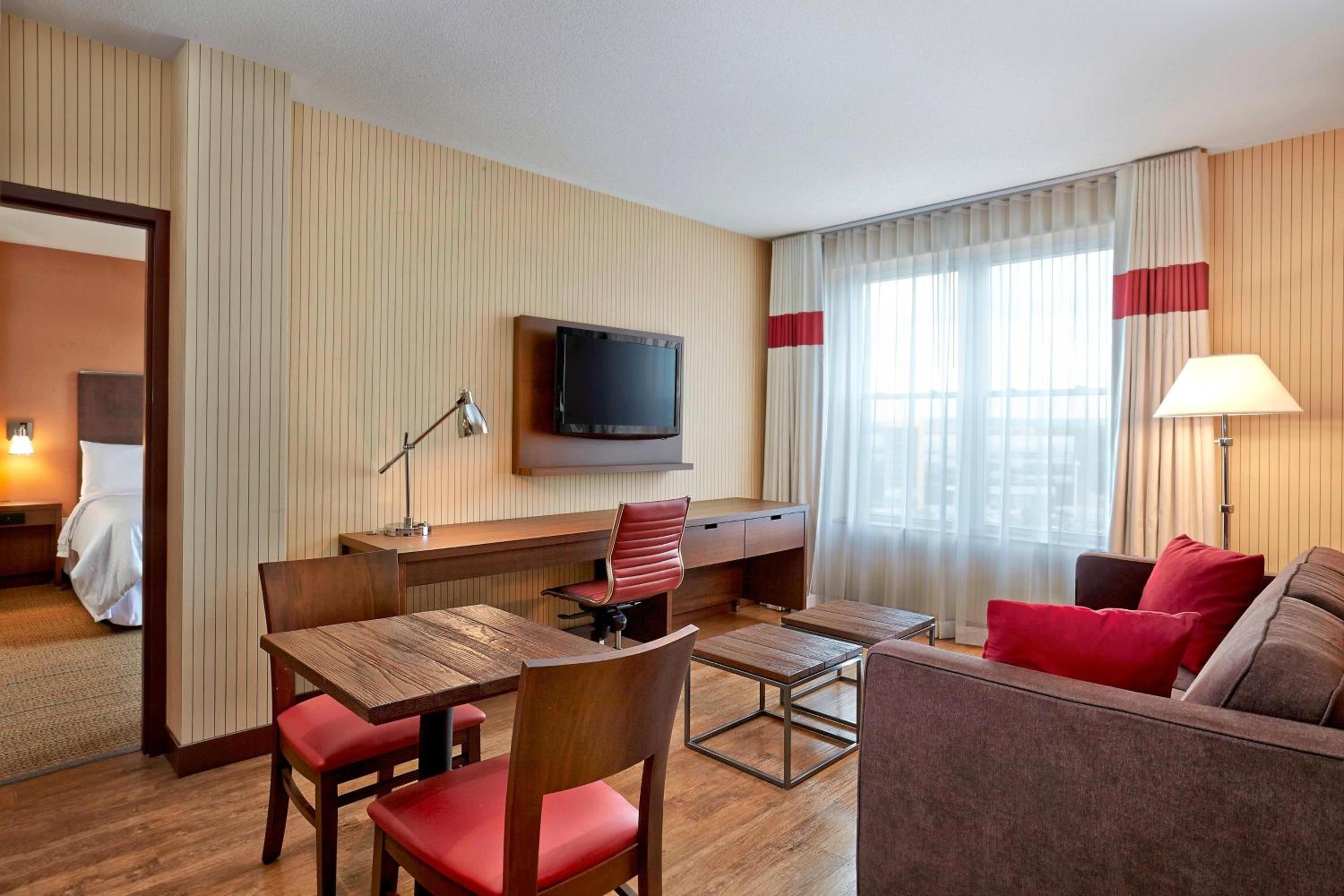 Moncton Vacations - Four Points by Sheraton Moncton - Property Image 6
