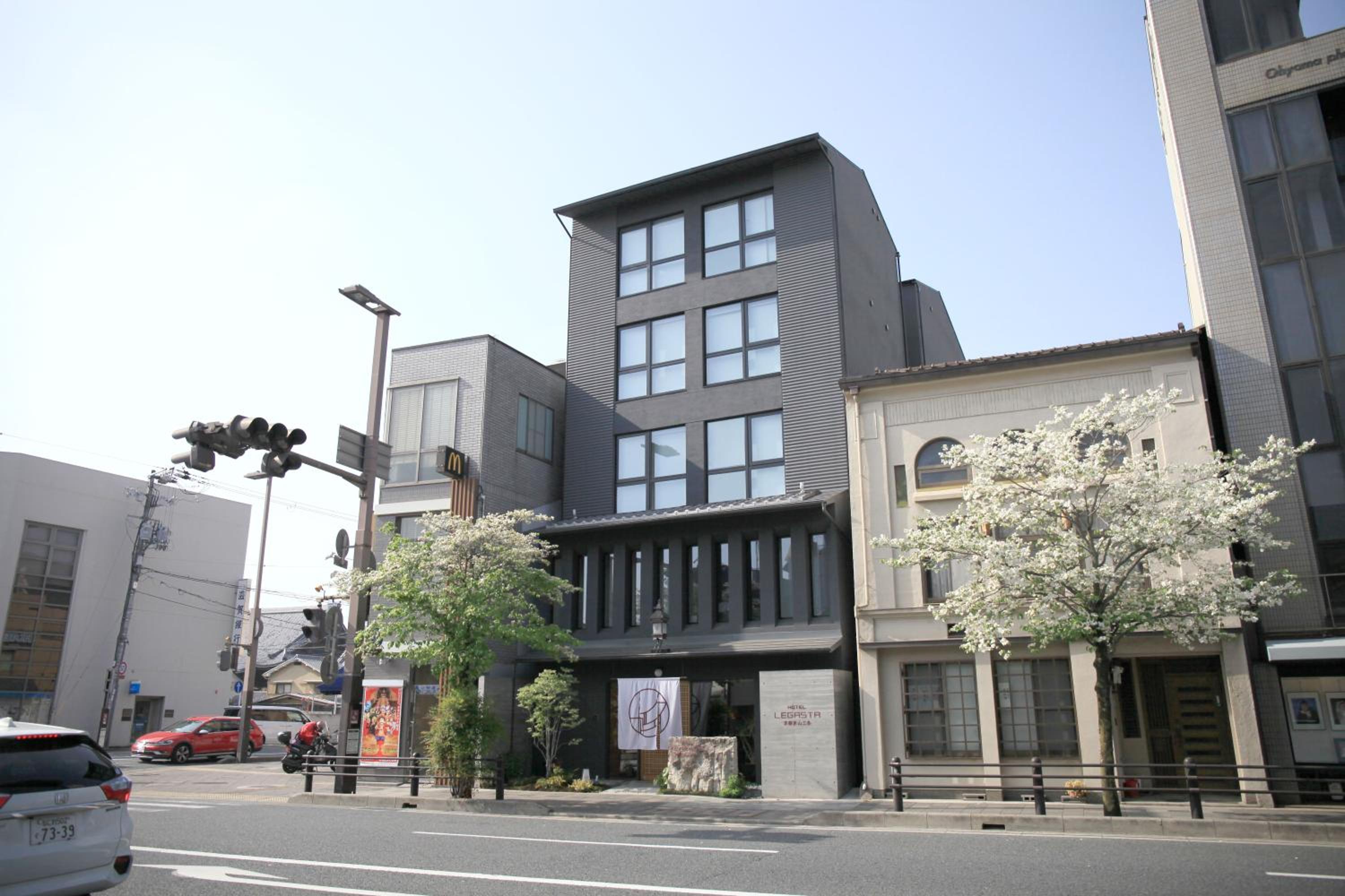 Hotel Legasta Kyoto Higashiyama Sanjo - Image 1