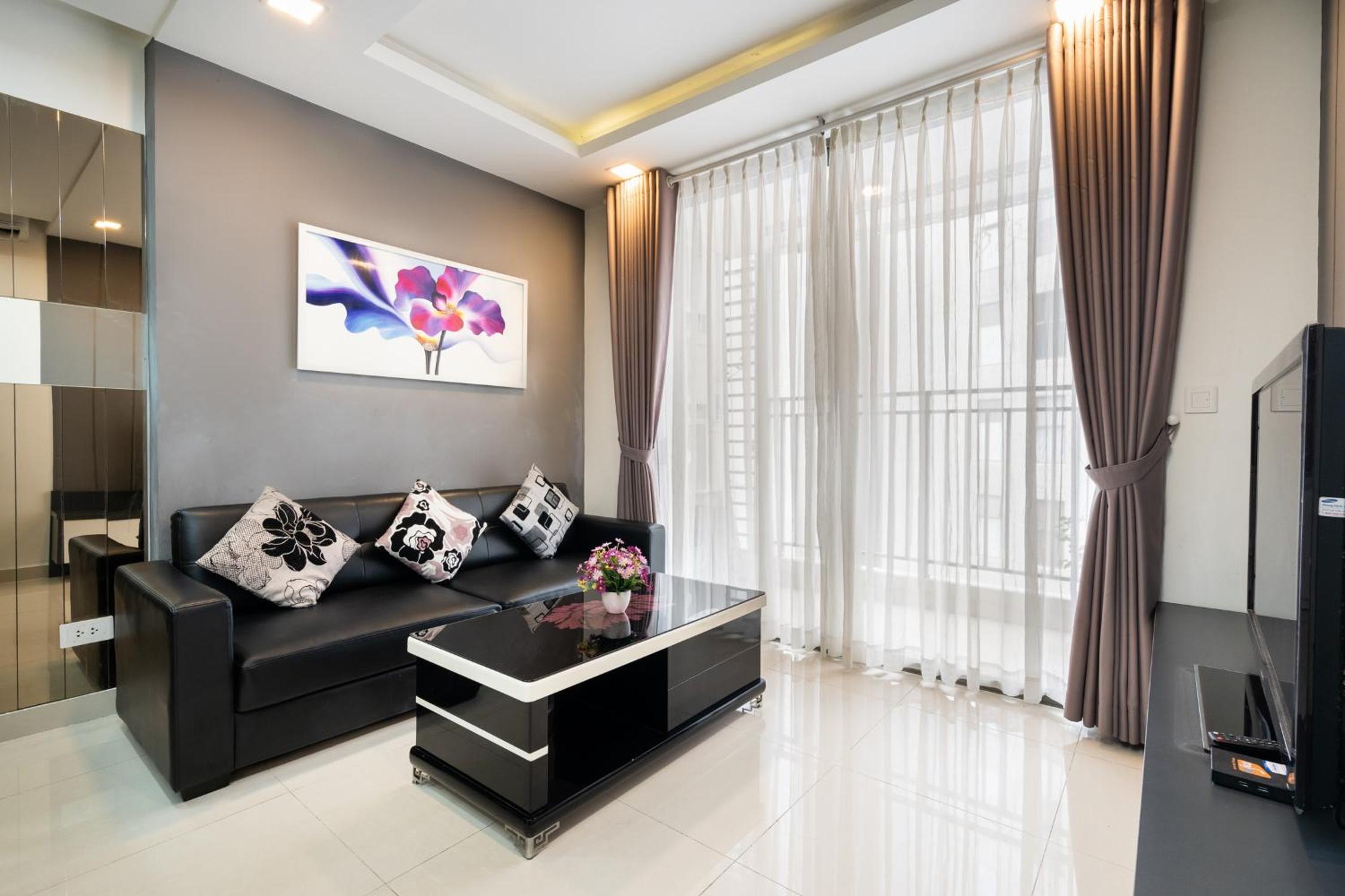 The Tresor beautiful apartments in center
