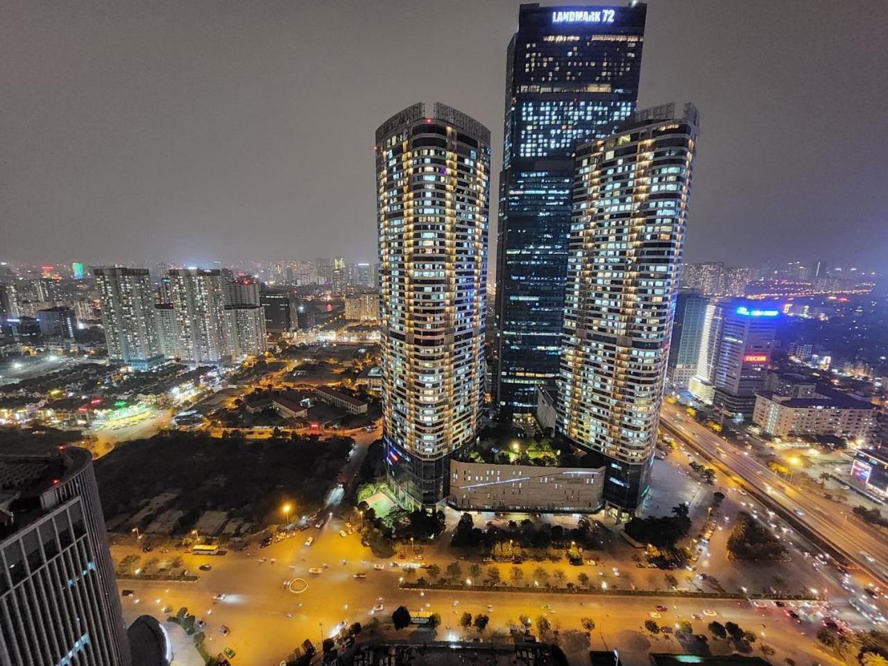 HQ'Homes Apartment Vinhomes Skylake